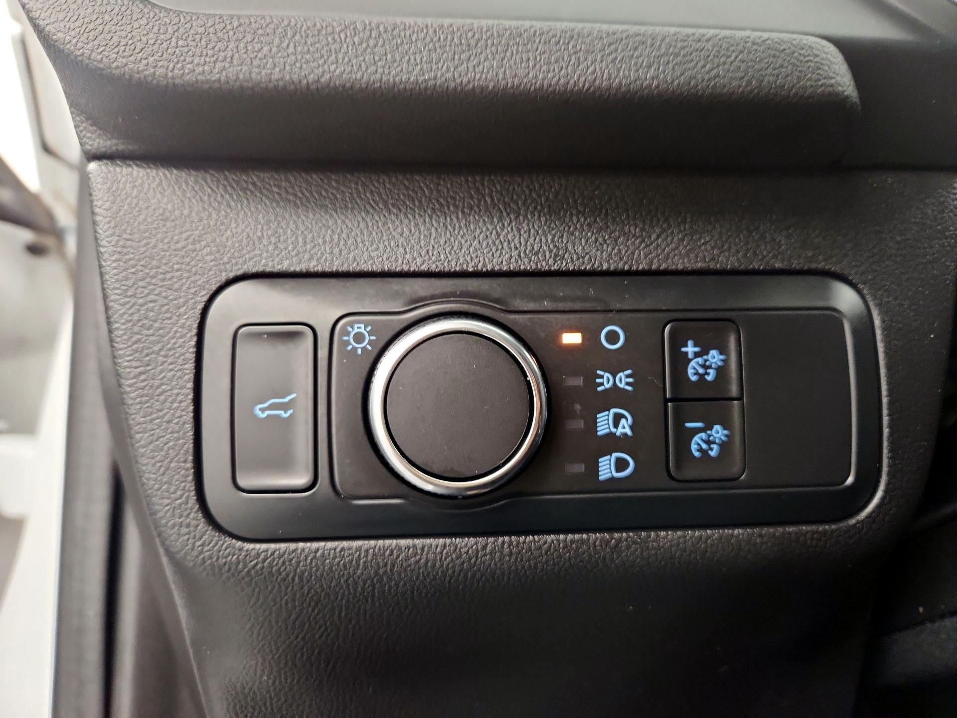 Thumbnail: 2022 Ford Escape - 13