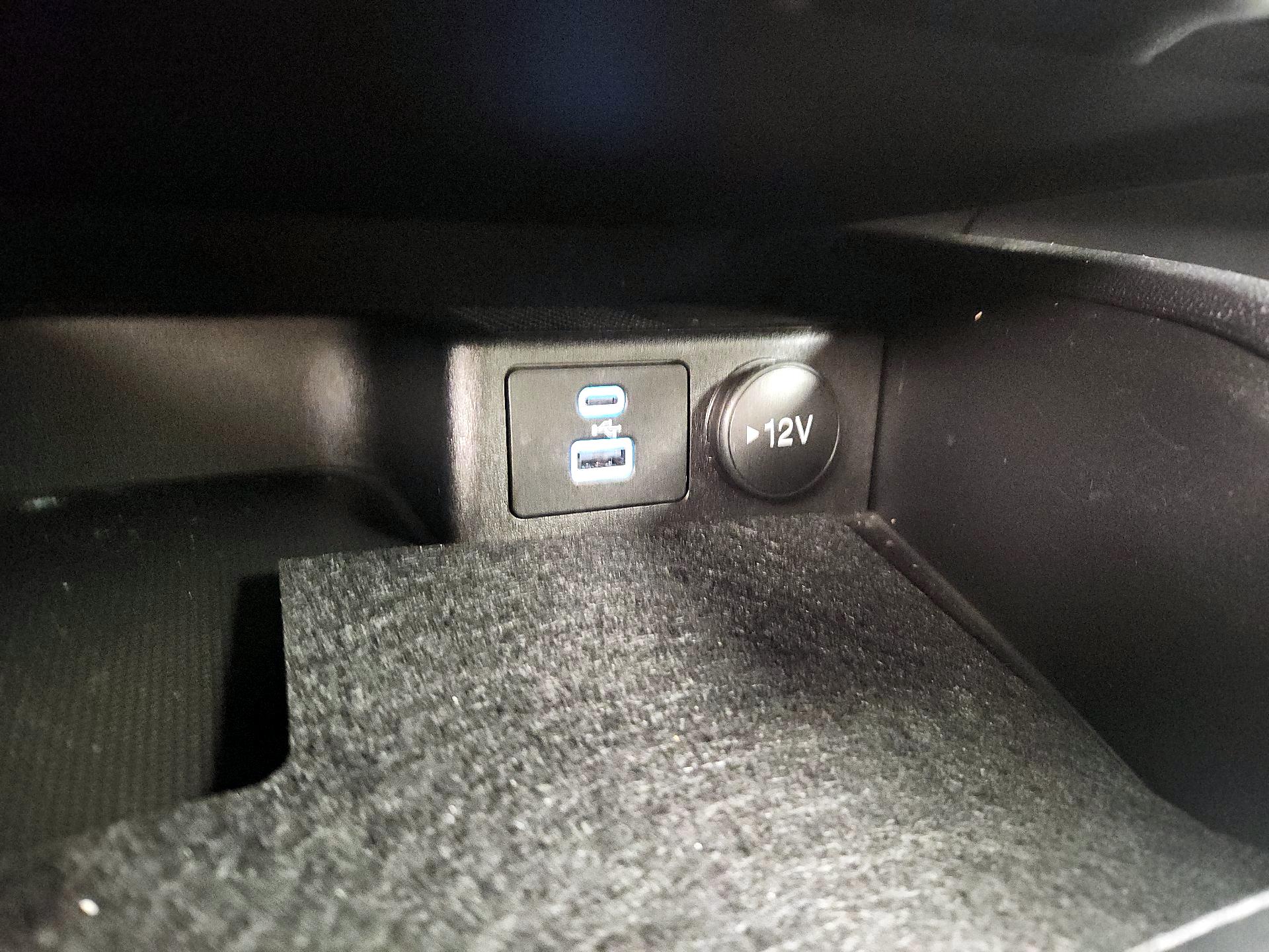 Thumbnail: 2022 Ford Escape - 18