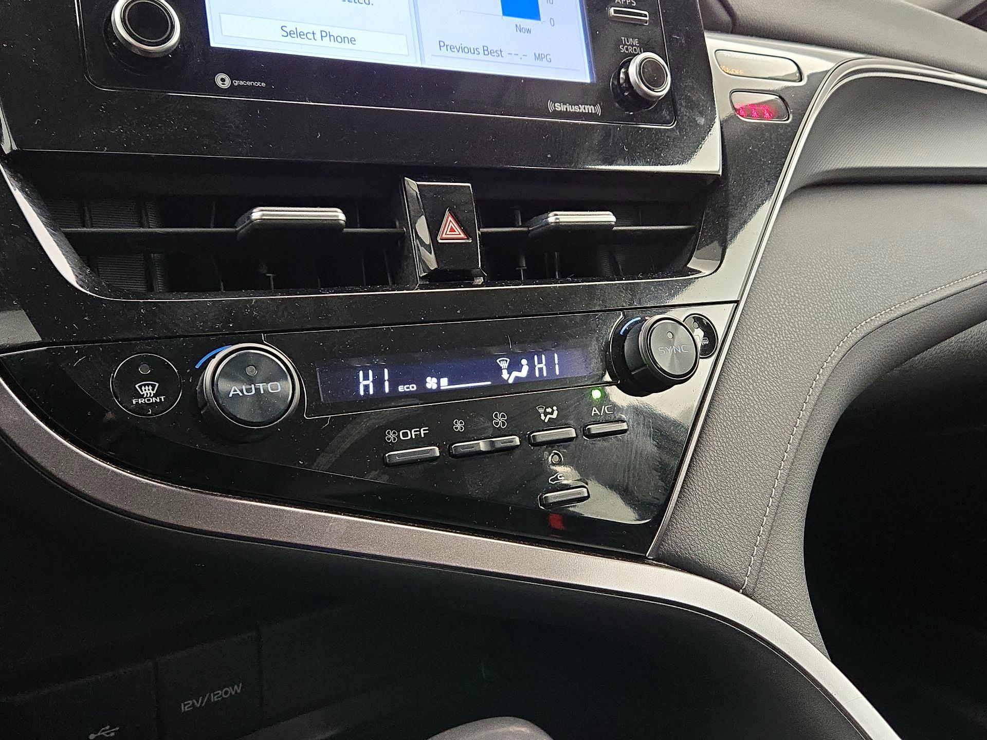 Thumbnail: 2024 Toyota Camry - 16