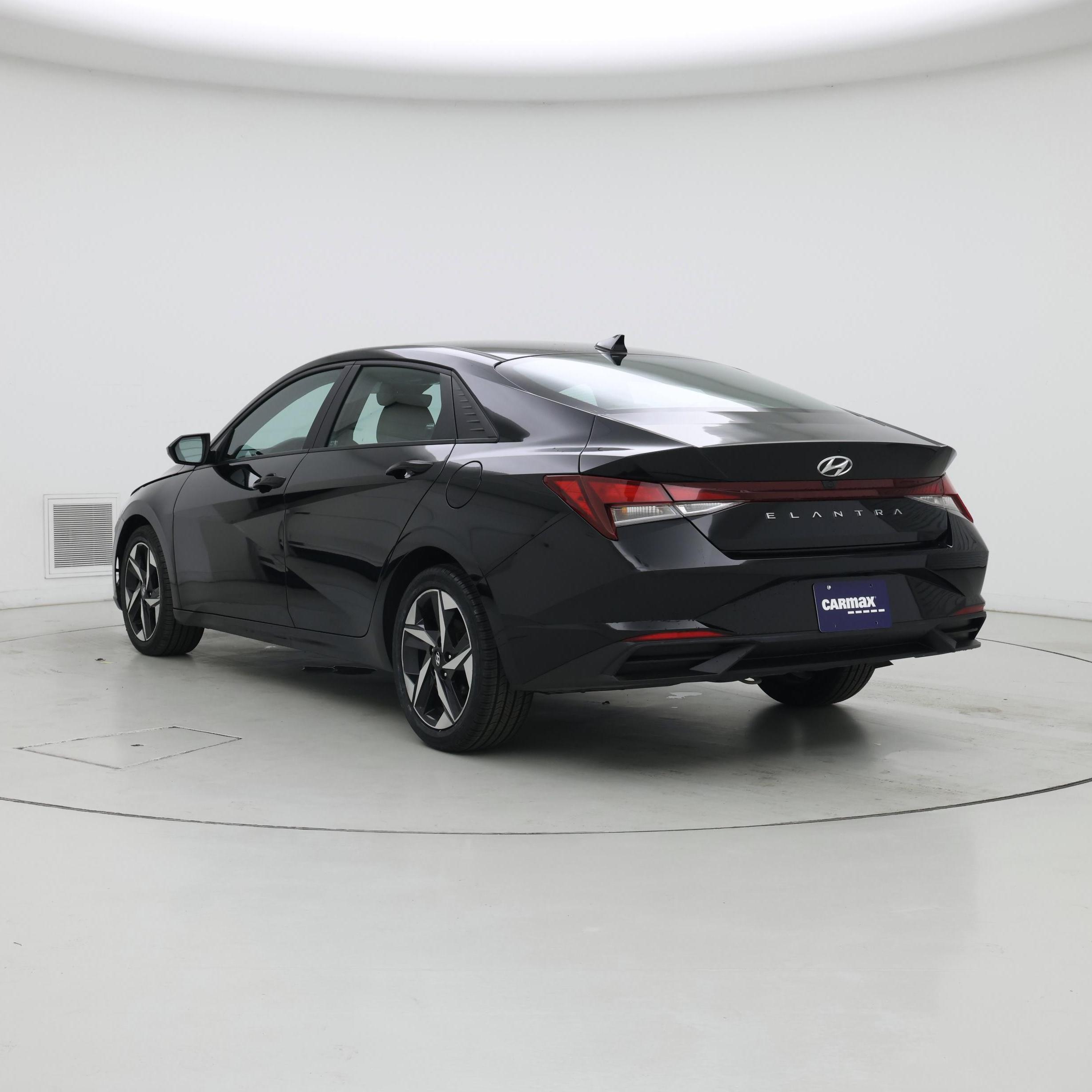 Thumbnail: 2023 Hyundai Elantra - 2