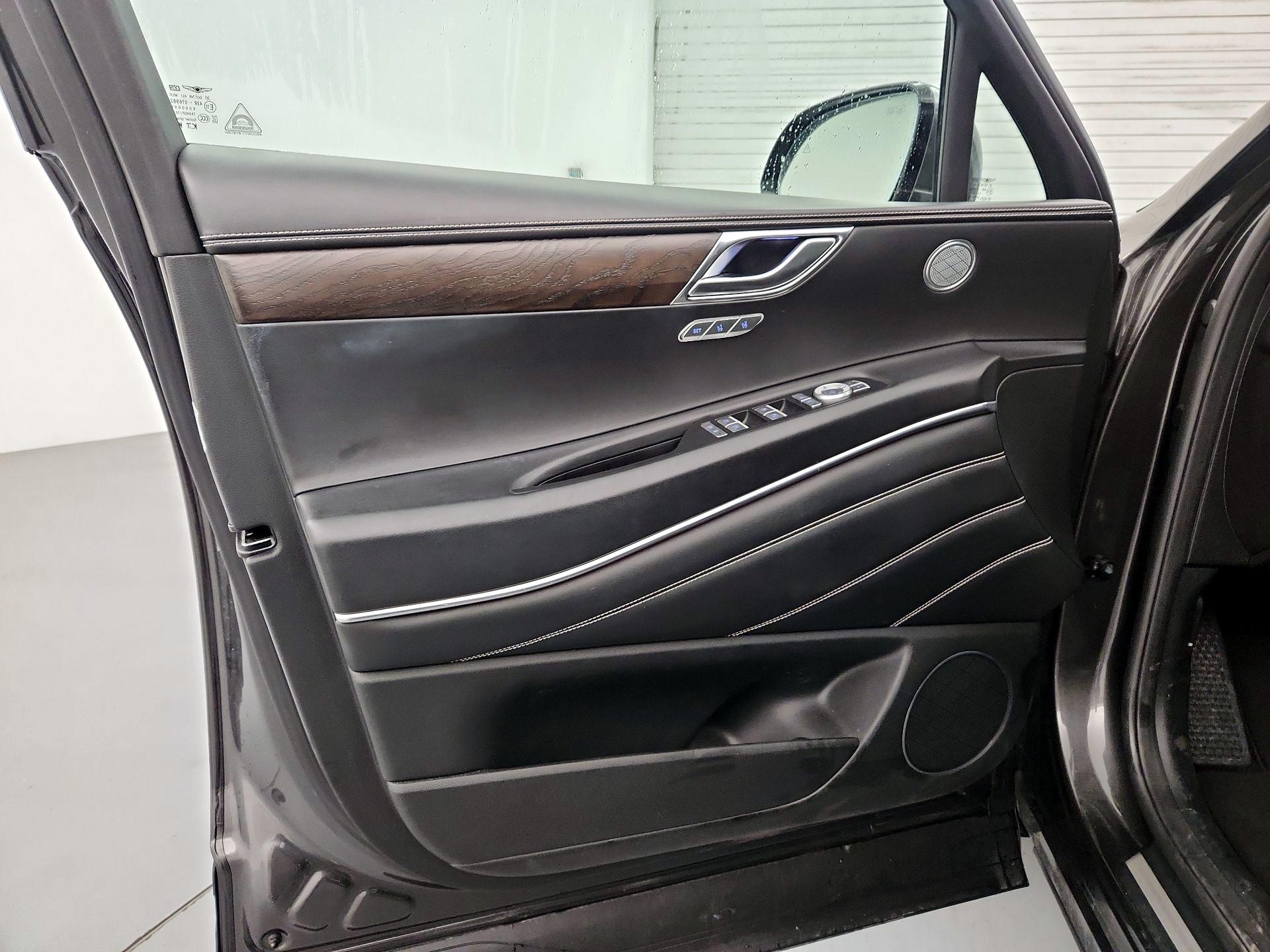 Thumbnail: 2024 Genesis GV80 - 12