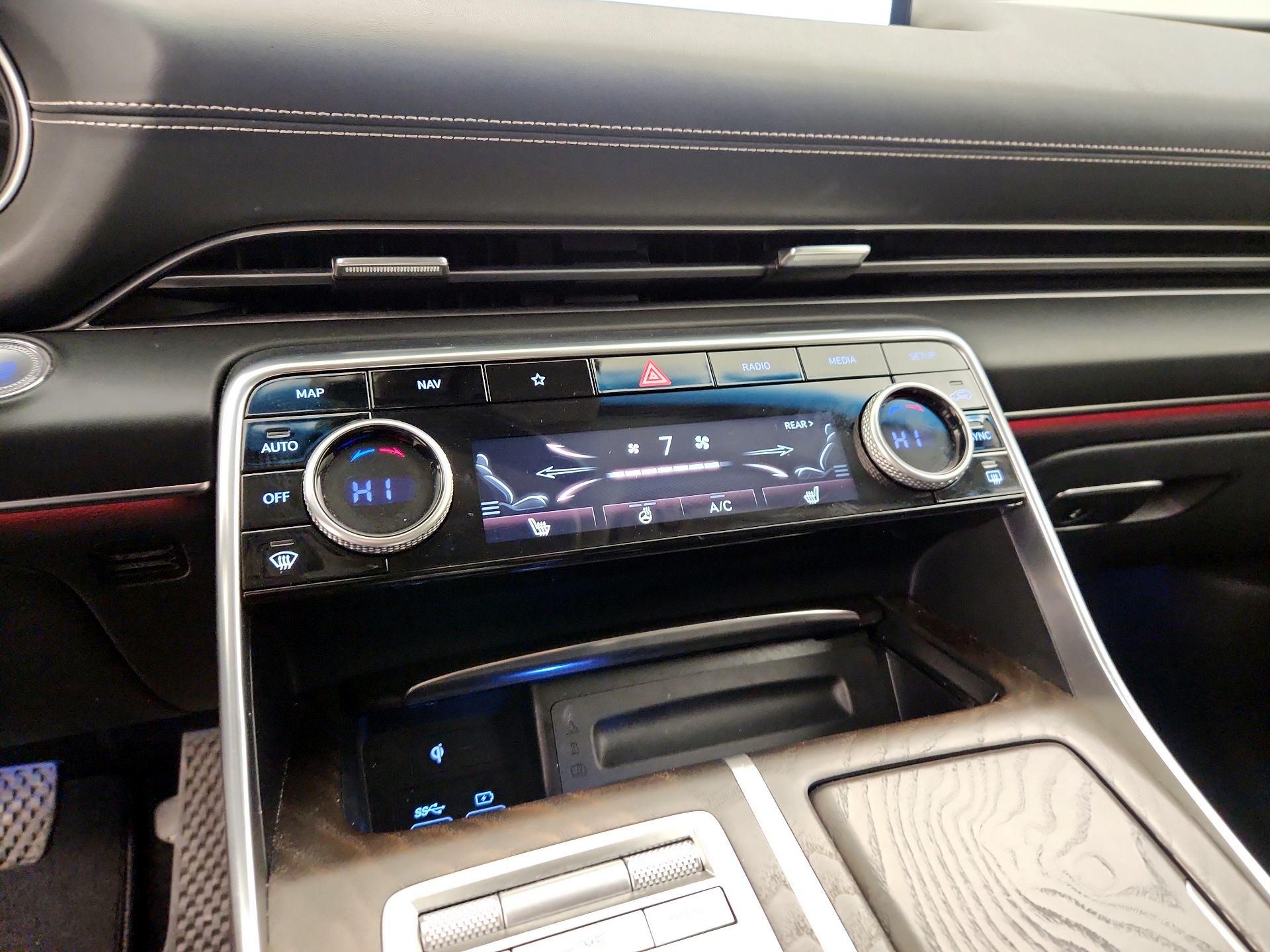 Thumbnail: 2024 Genesis GV80 - 17