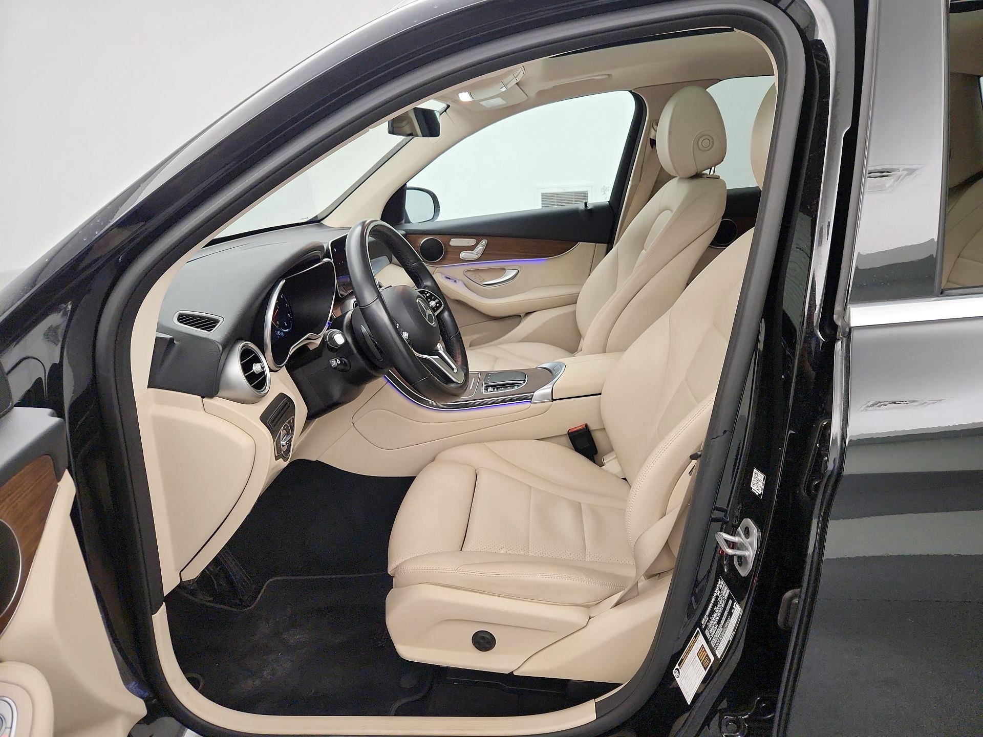 Thumbnail: 2022 Mercedes-Benz GLC - 11