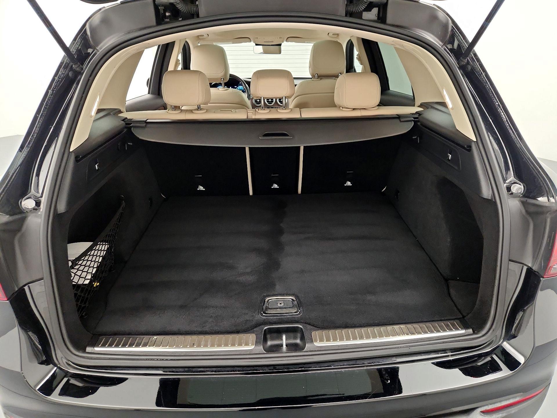 Thumbnail: 2022 Mercedes-Benz GLC - 20