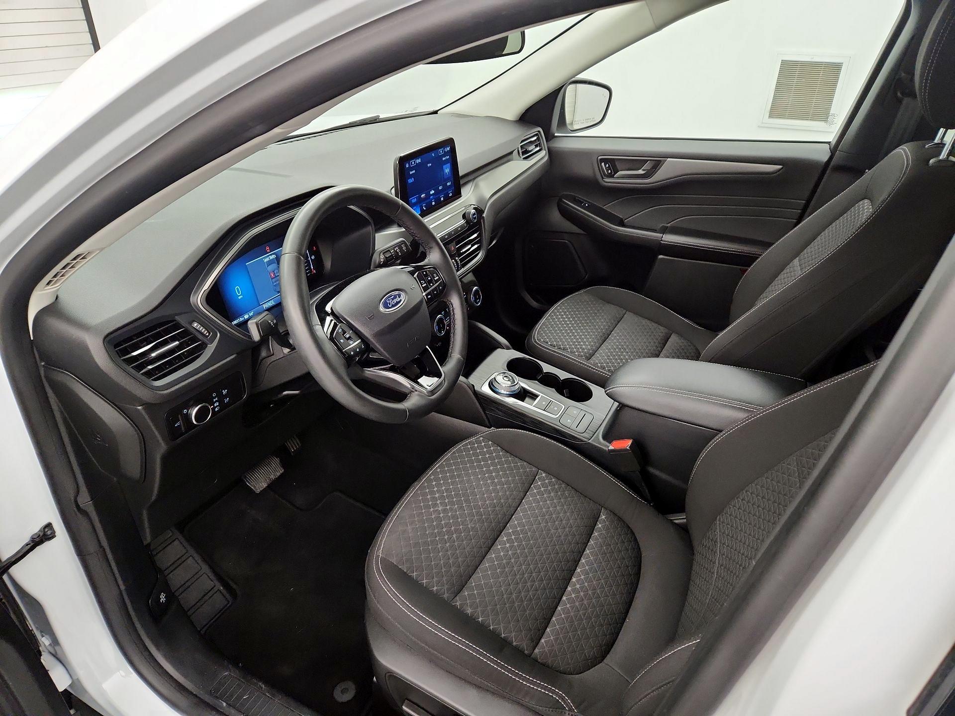 Thumbnail: 2023 Ford Escape - 11