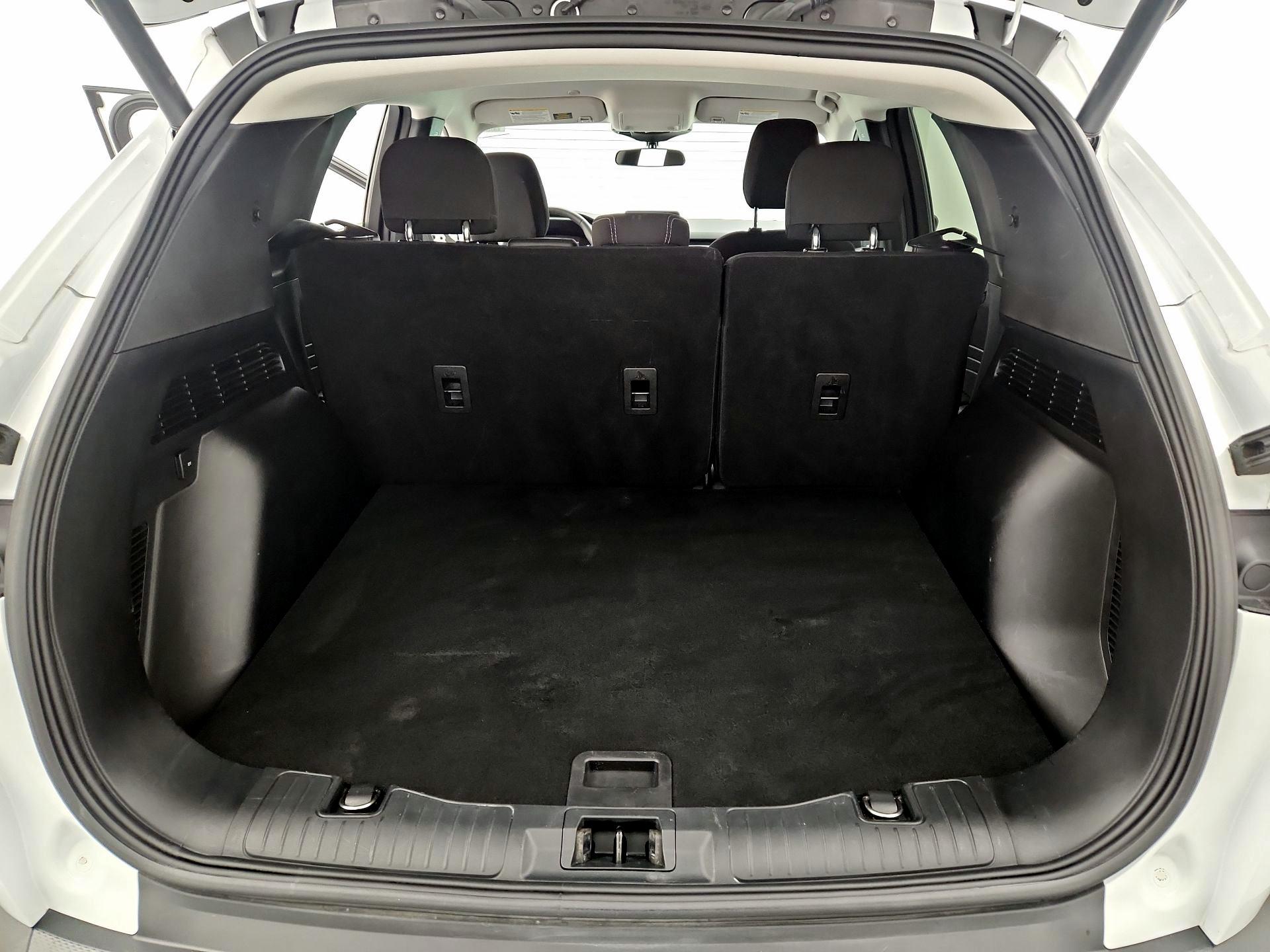 Thumbnail: 2023 Ford Escape - 20