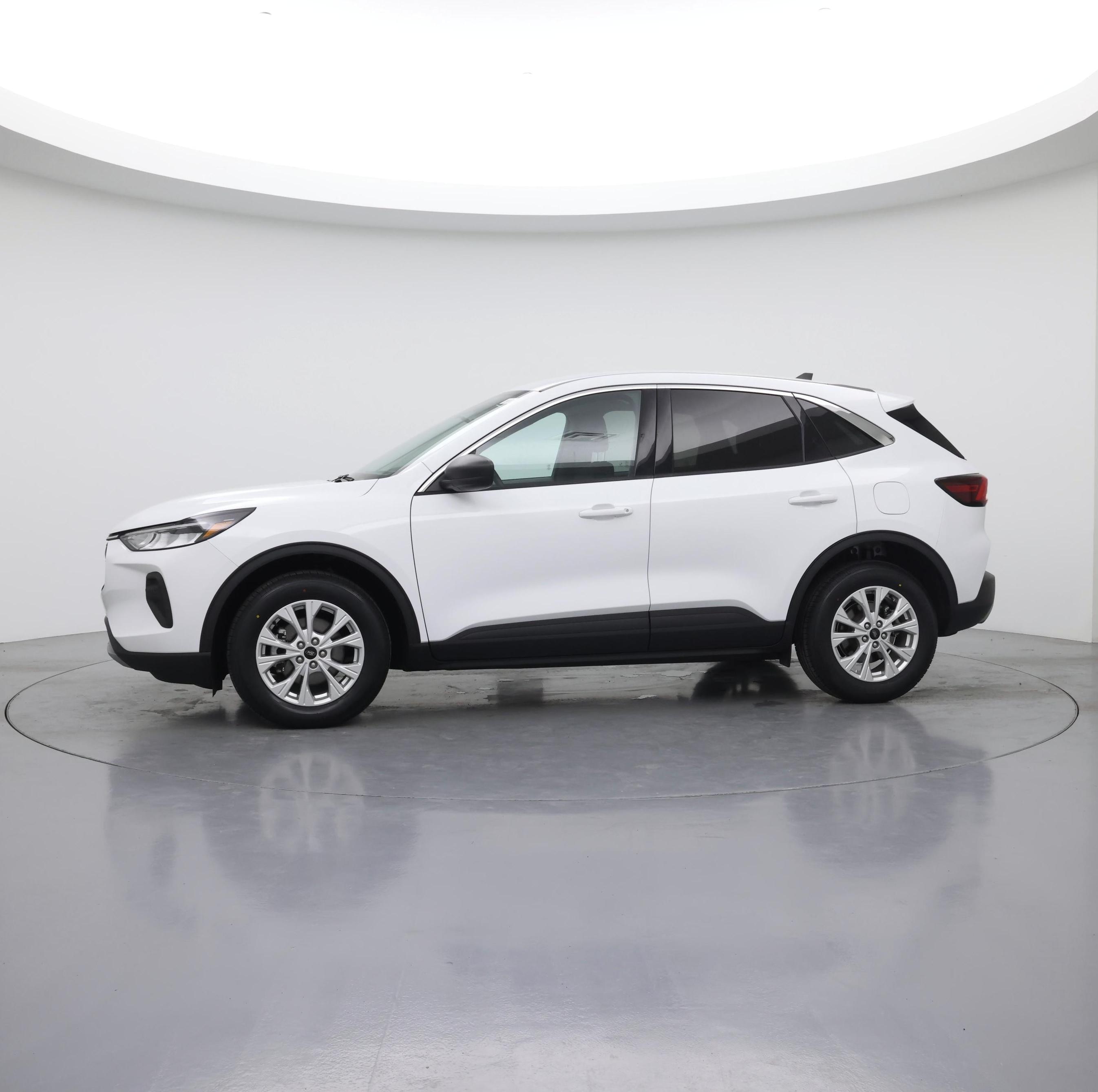 Thumbnail: 2023 Ford Escape - 3