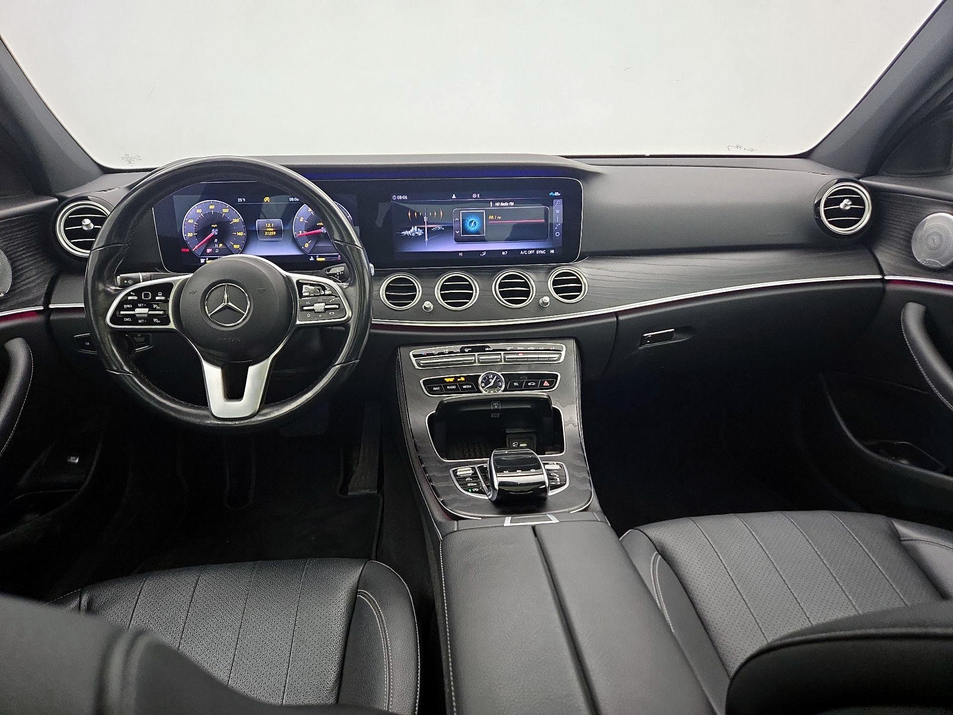 Thumbnail: 2020 Mercedes-Benz E-Class - 9