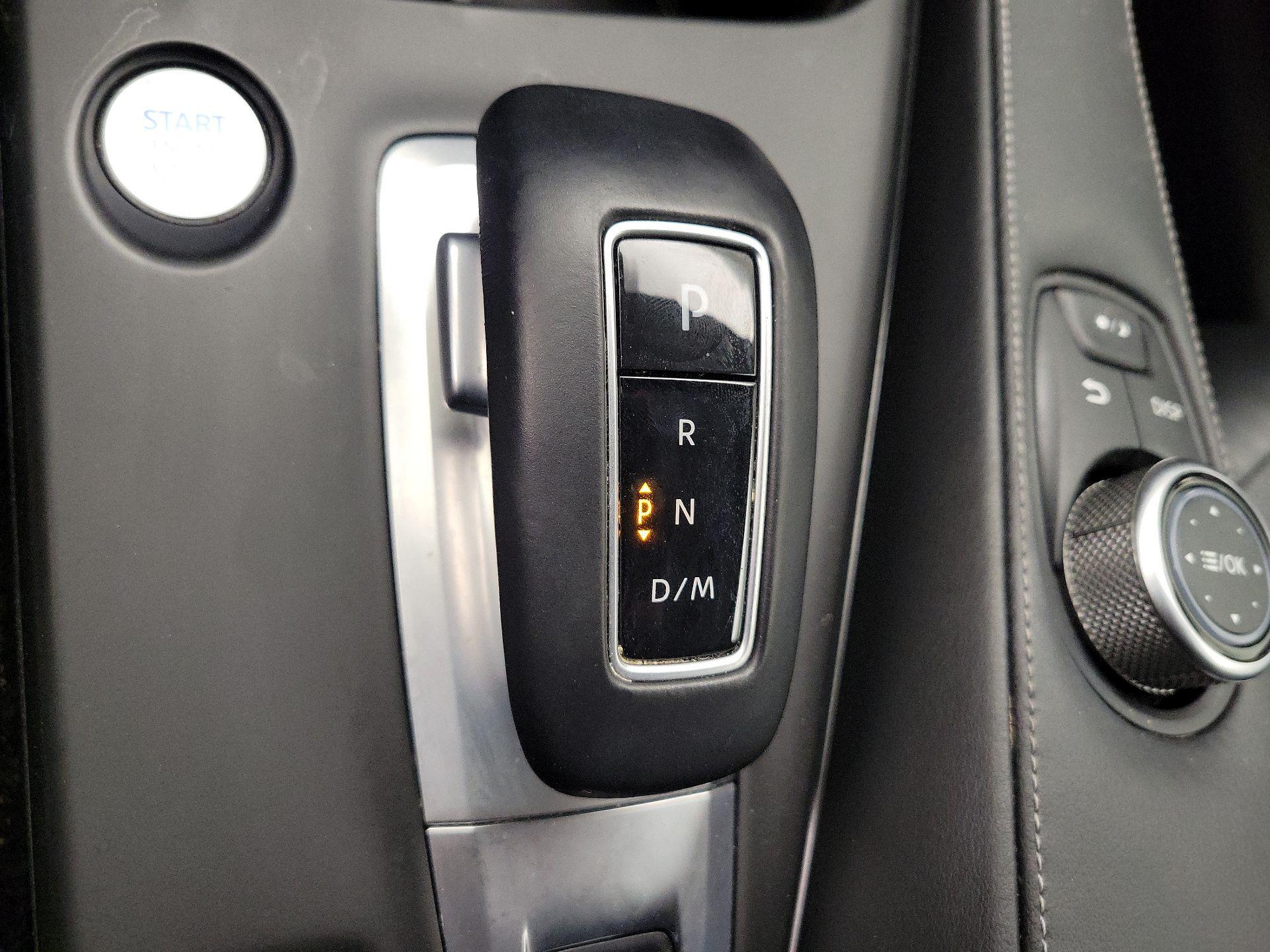 Thumbnail: 2023 INFINITI QX50 - 17