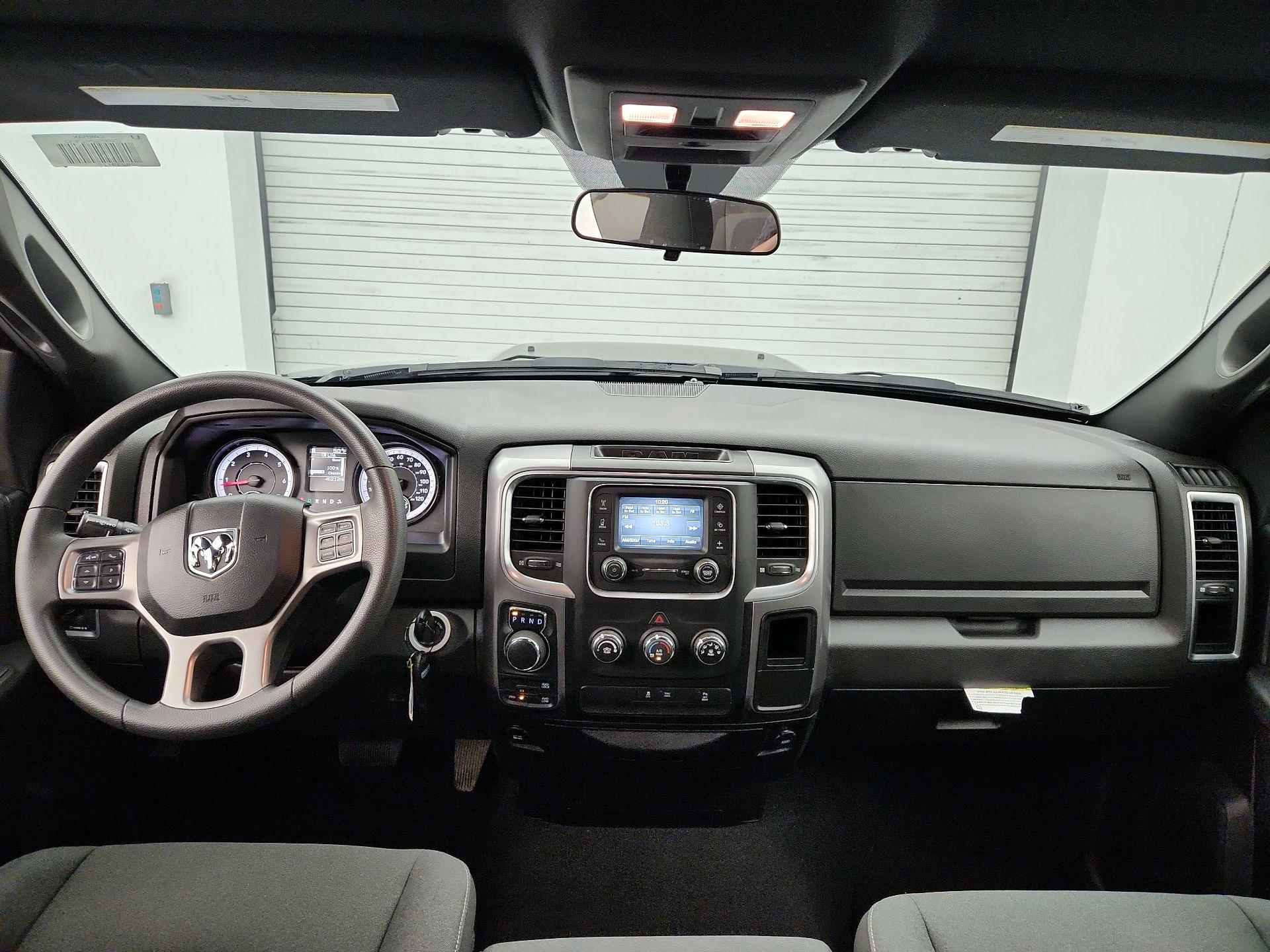 Thumbnail: 2022 RAM 1500 Classic - 9