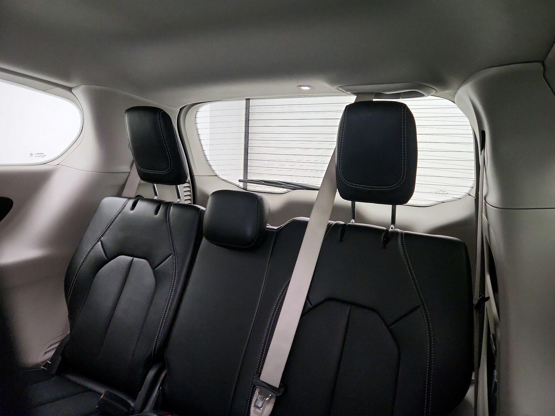 Thumbnail: 2024 Chrysler Pacifica - 20