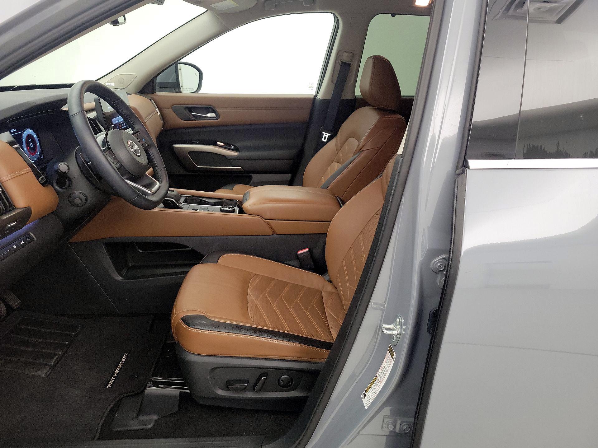 Thumbnail: 2024 Nissan Pathfinder - 11