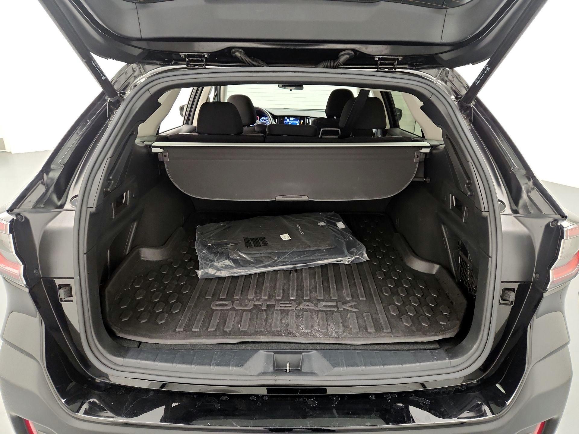 Thumbnail: 2022 Subaru Outback - 20