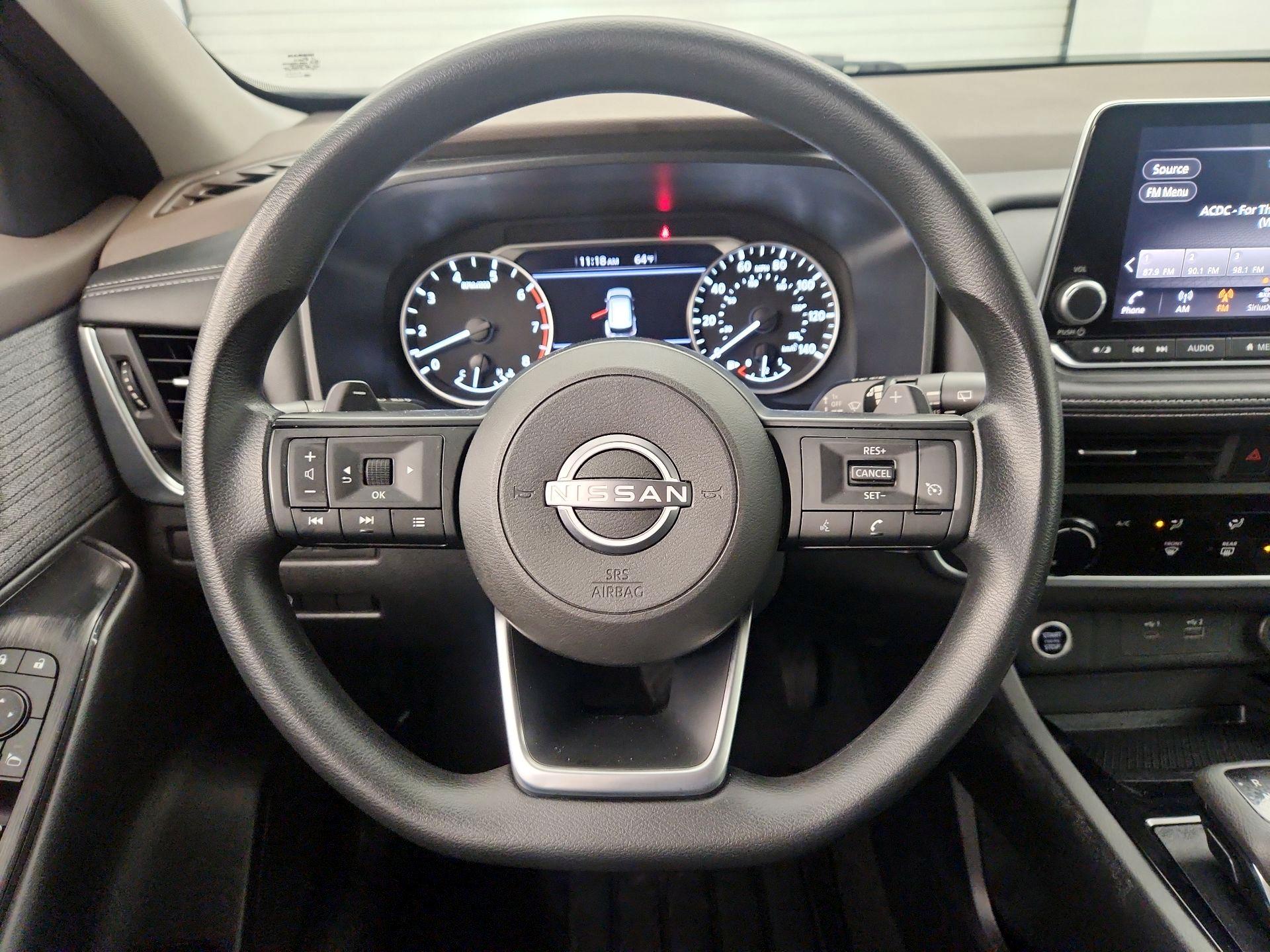 Thumbnail: 2023 Nissan Rogue - 10