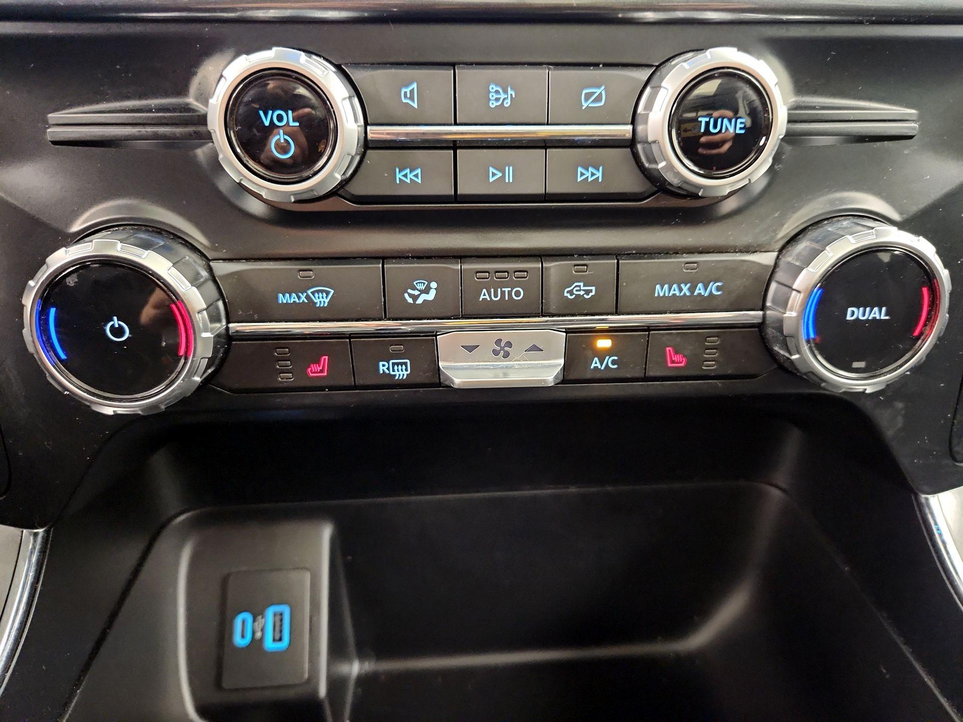 Thumbnail: 2023 Ford F-150 - 16