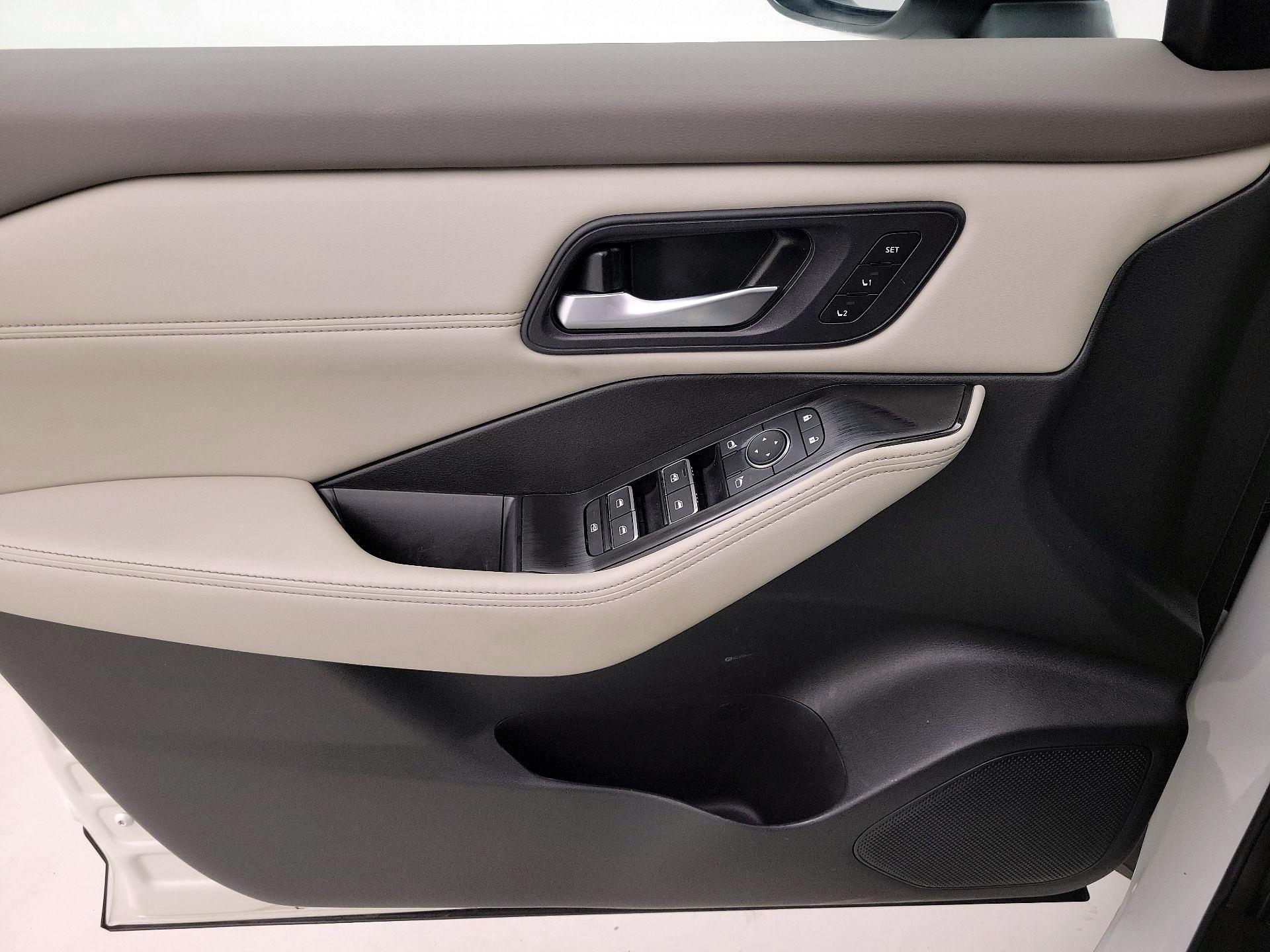 Thumbnail: 2023 Nissan Rogue - 12