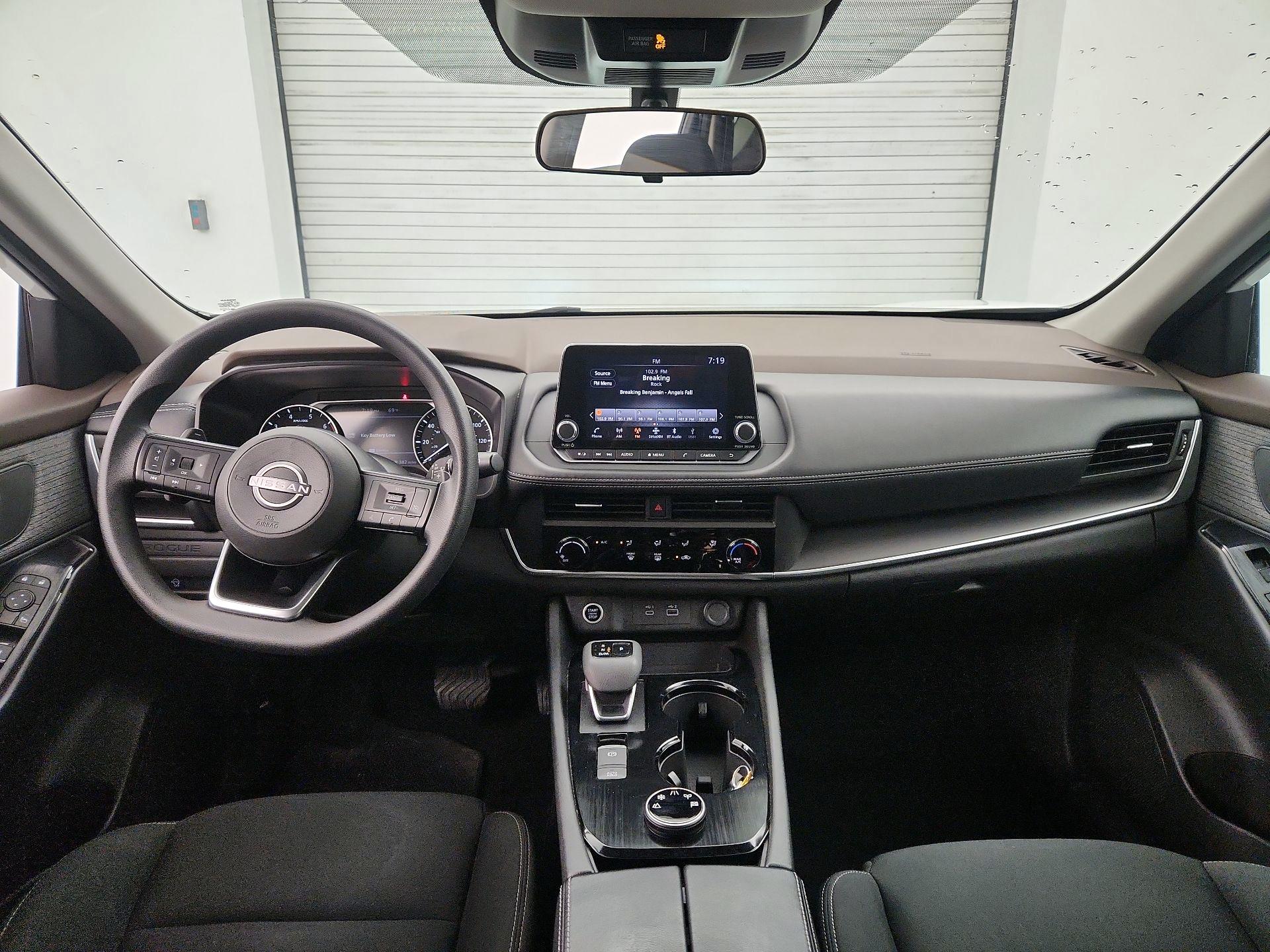 Thumbnail: 2023 Nissan Rogue - 9