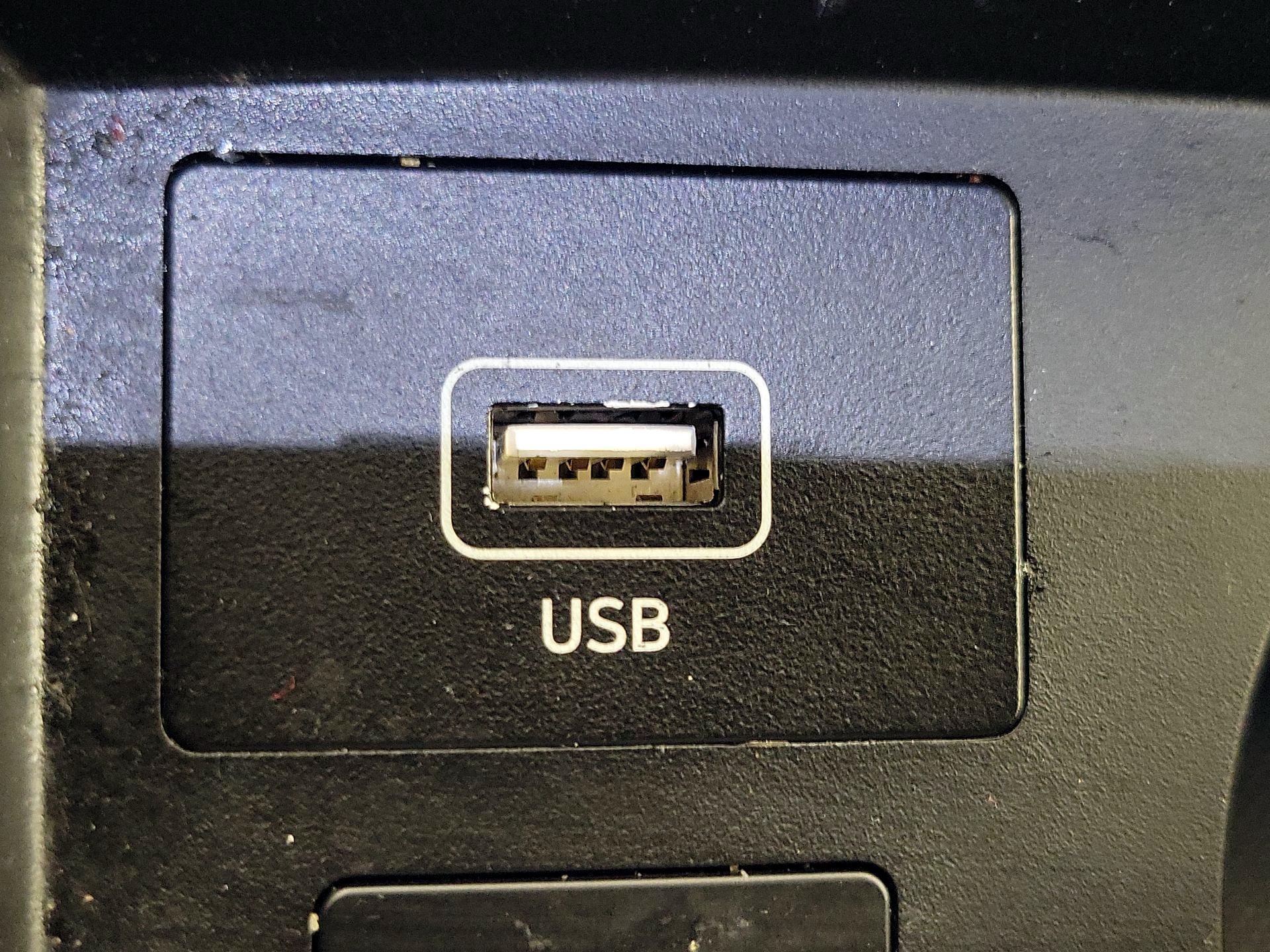 Thumbnail: 2023 Hyundai Santa Fe - 19