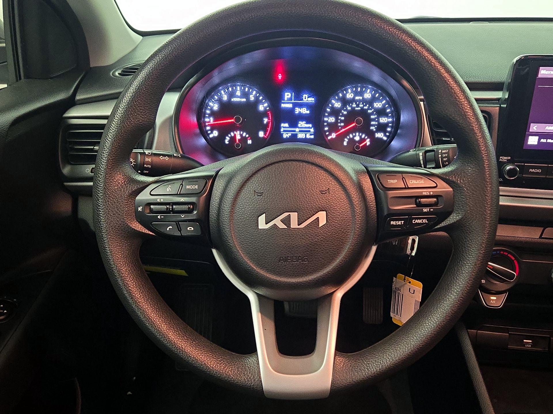 Thumbnail: 2023 Kia Rio - 10