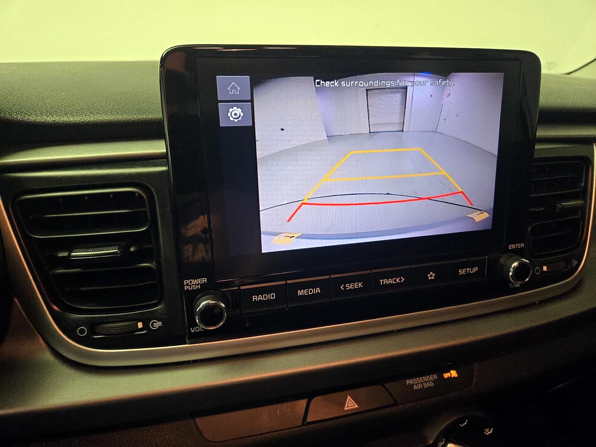 Thumbnail: 2023 Kia Rio - 14