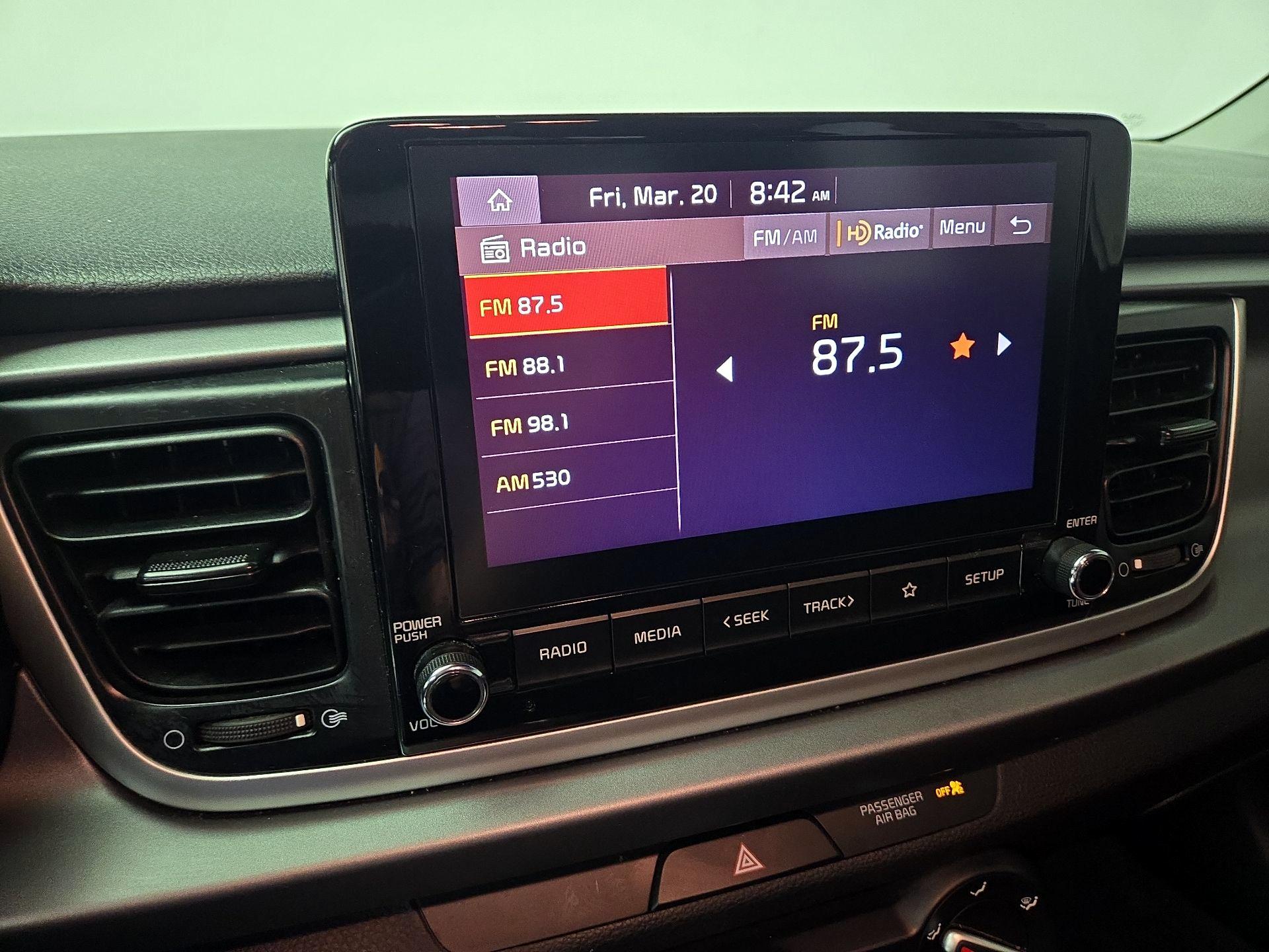 Thumbnail: 2023 Kia Rio - 15