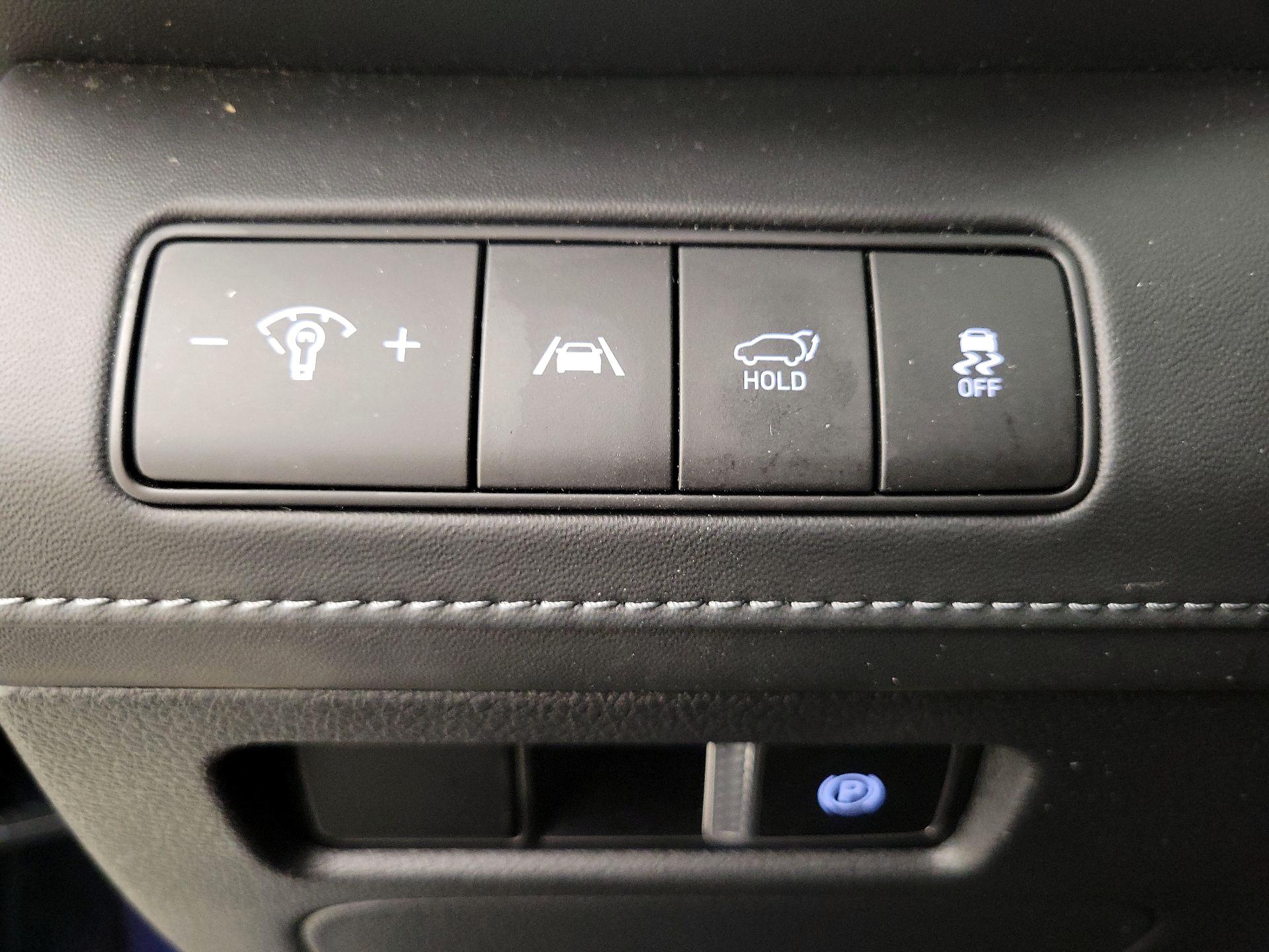 Thumbnail: 2023 Hyundai Santa Fe - 13