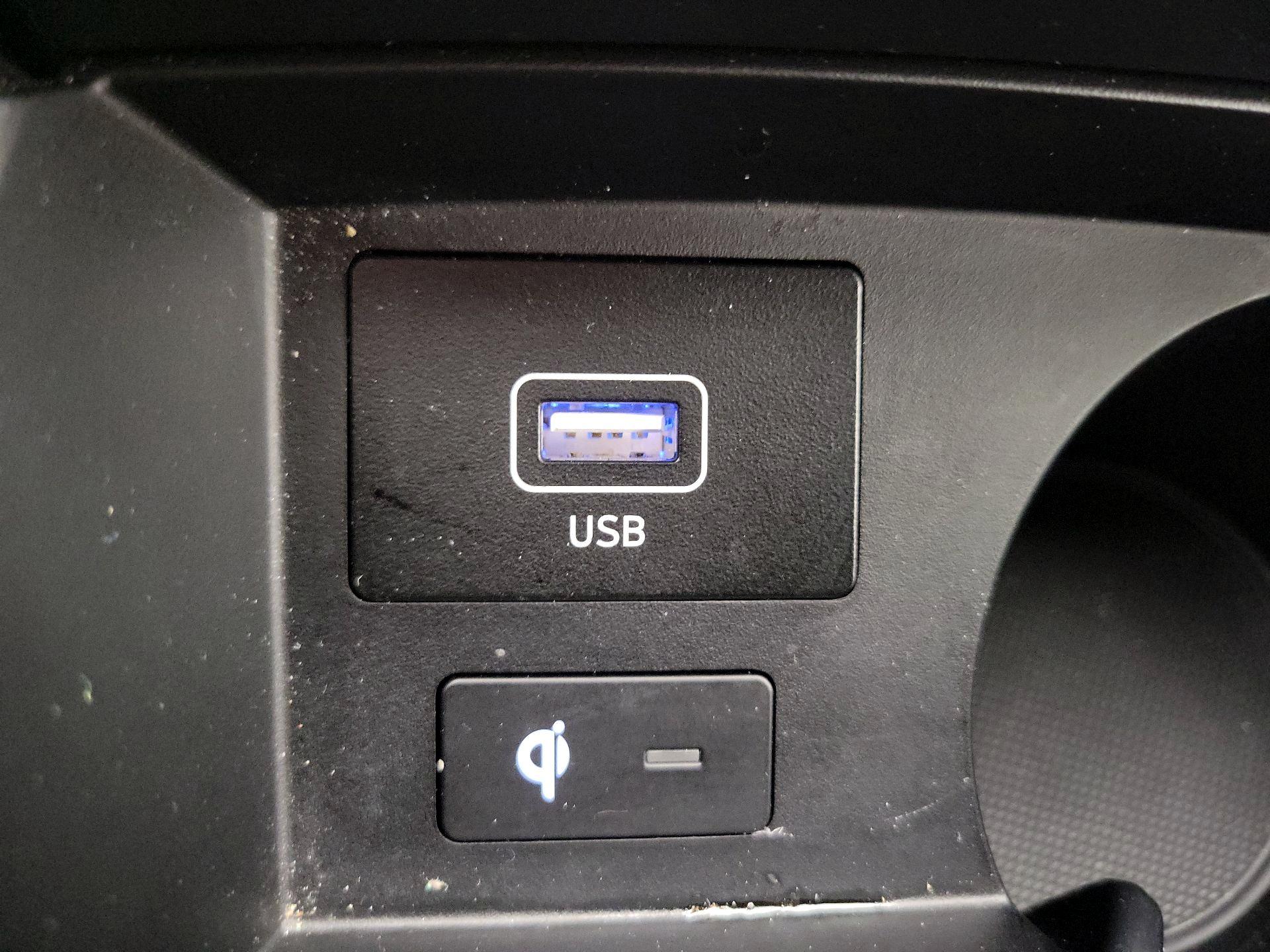 Thumbnail: 2023 Hyundai Santa Fe - 19