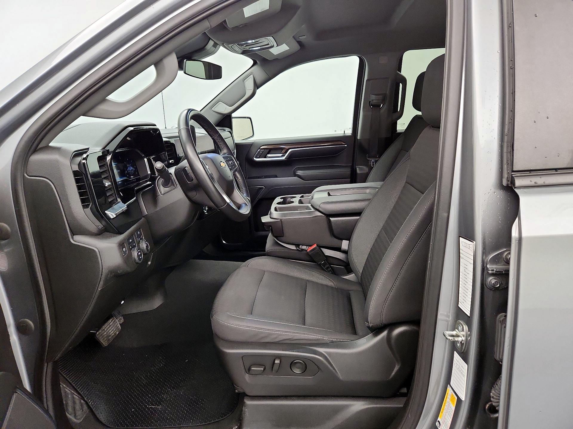 Thumbnail: 2023 Chevrolet Silverado 1500 - 11