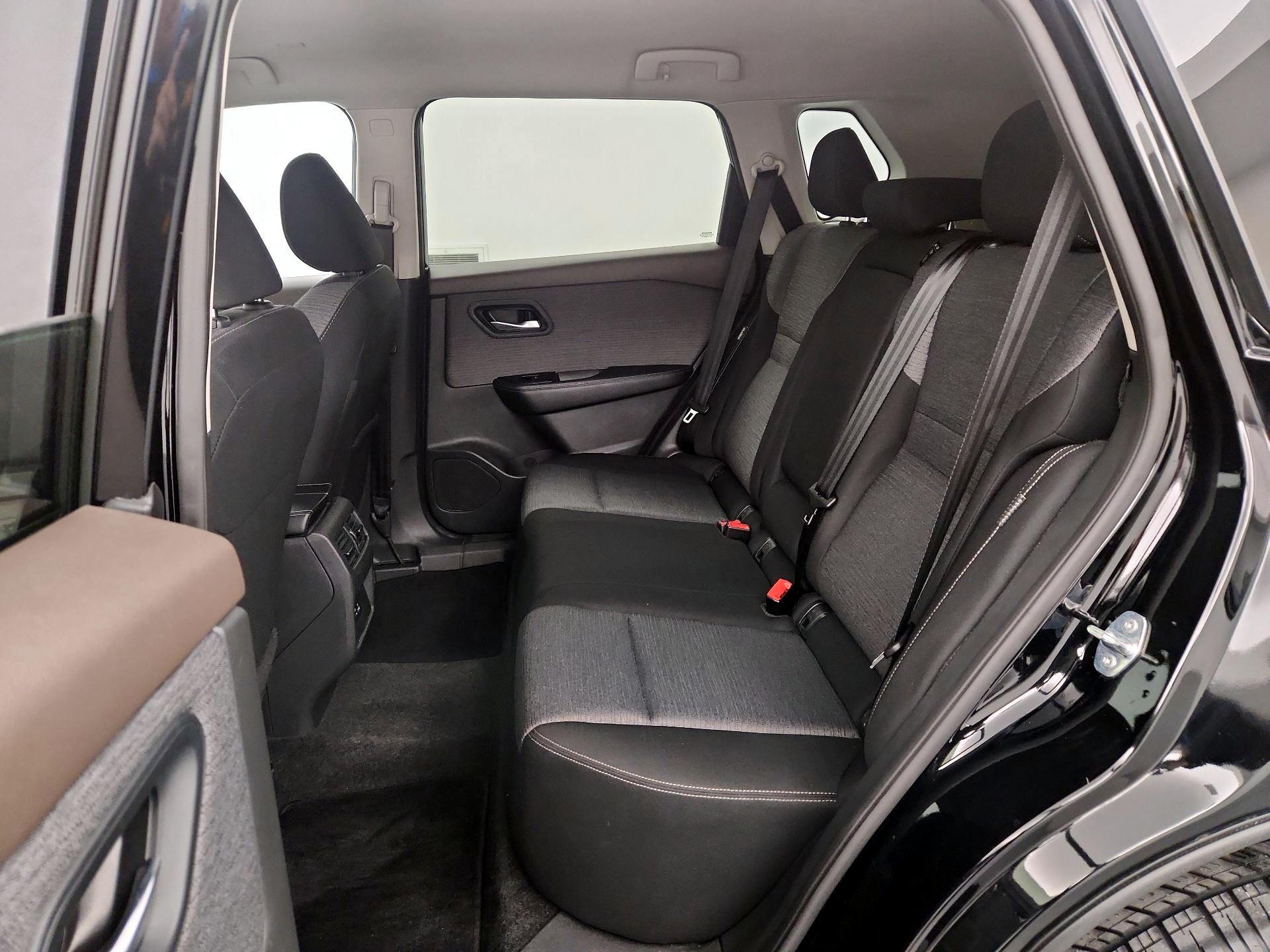 Thumbnail: 2023 Nissan Rogue - 19