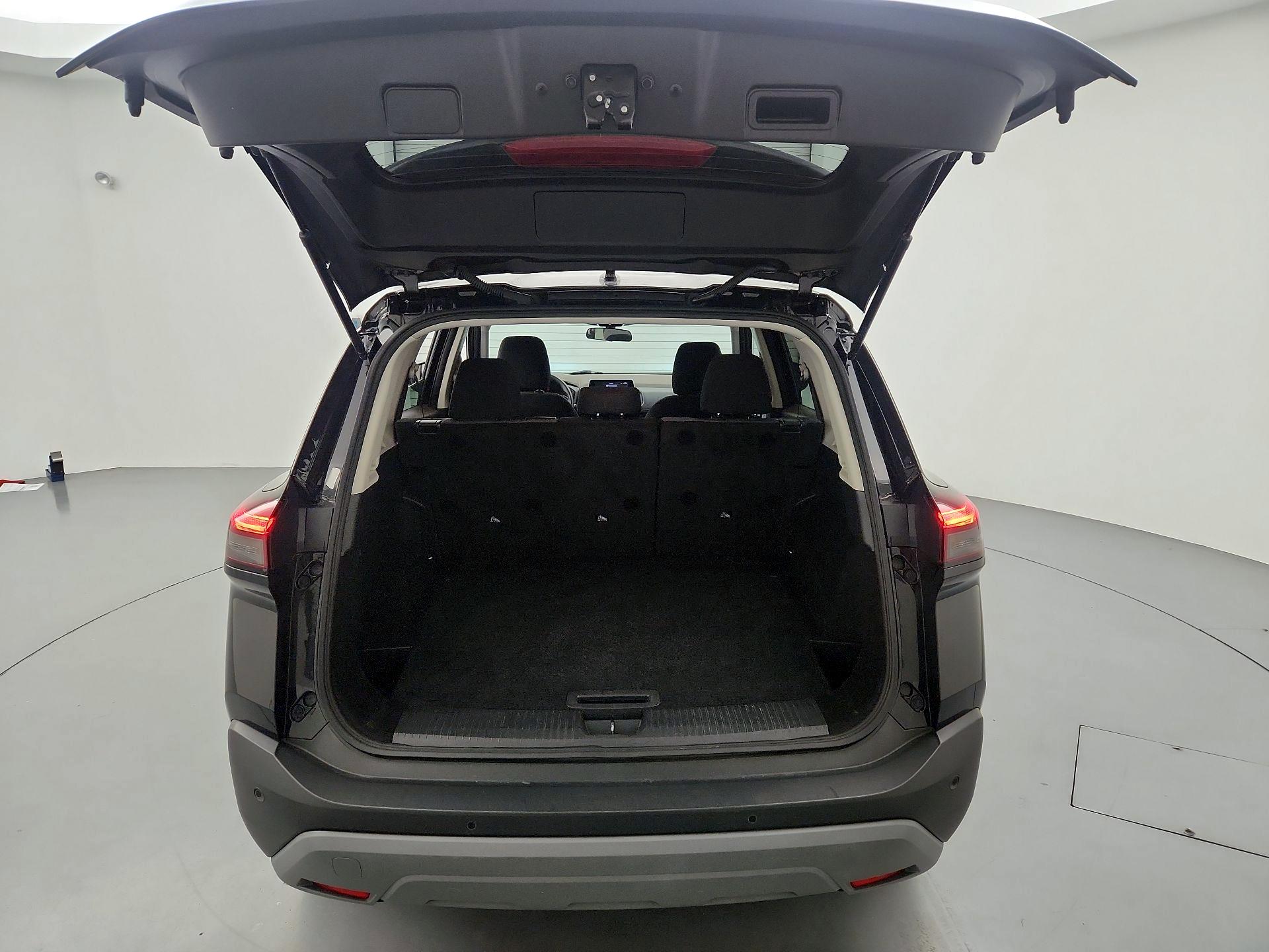 Thumbnail: 2023 Nissan Rogue - 20