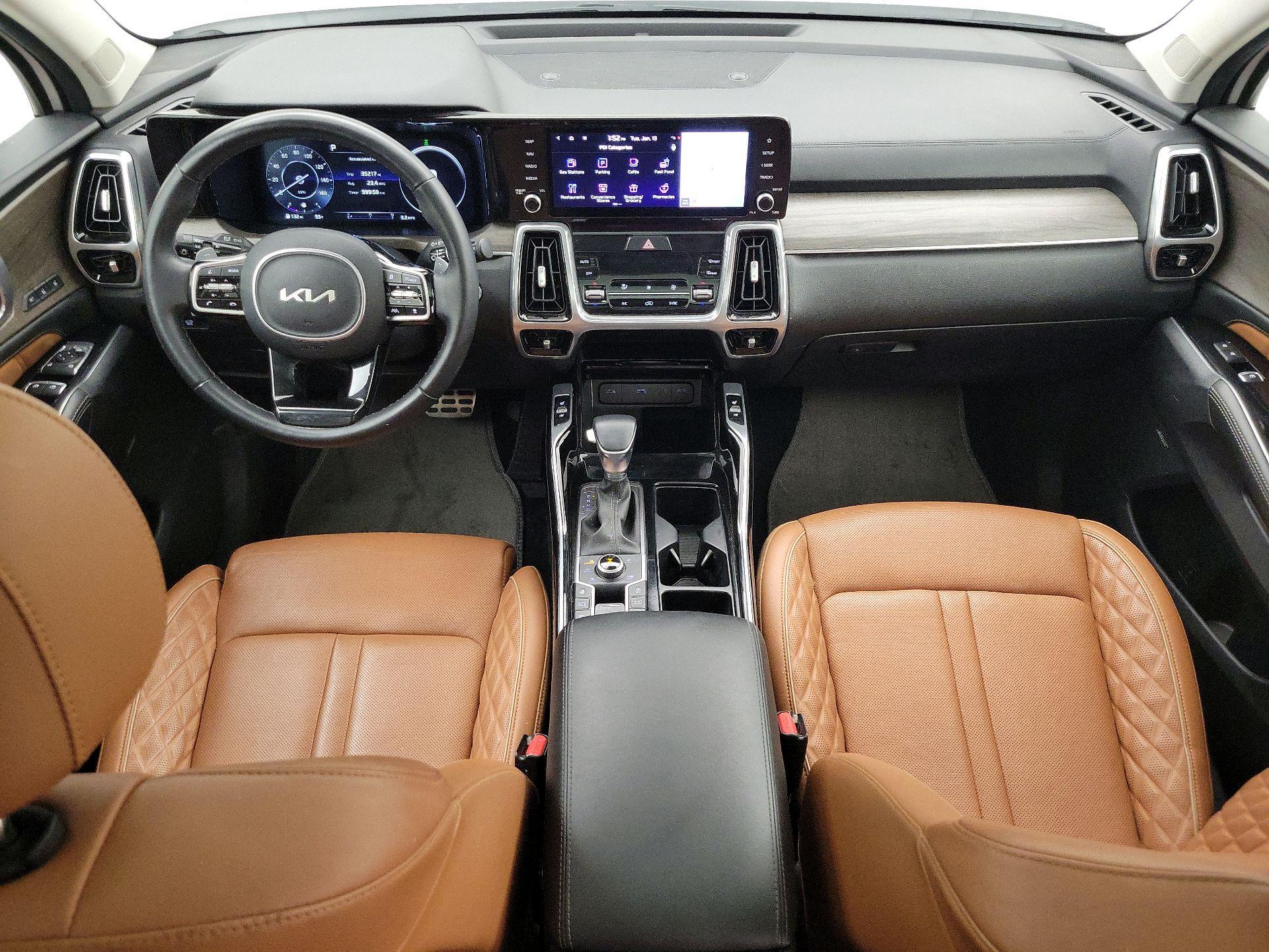 Thumbnail: 2023 Kia Sorento - 9