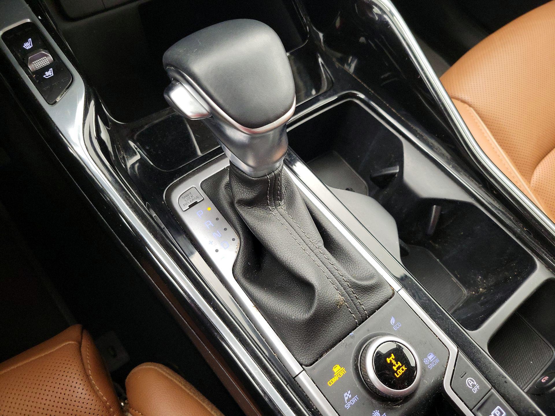 Thumbnail: 2023 Kia Sorento - 18