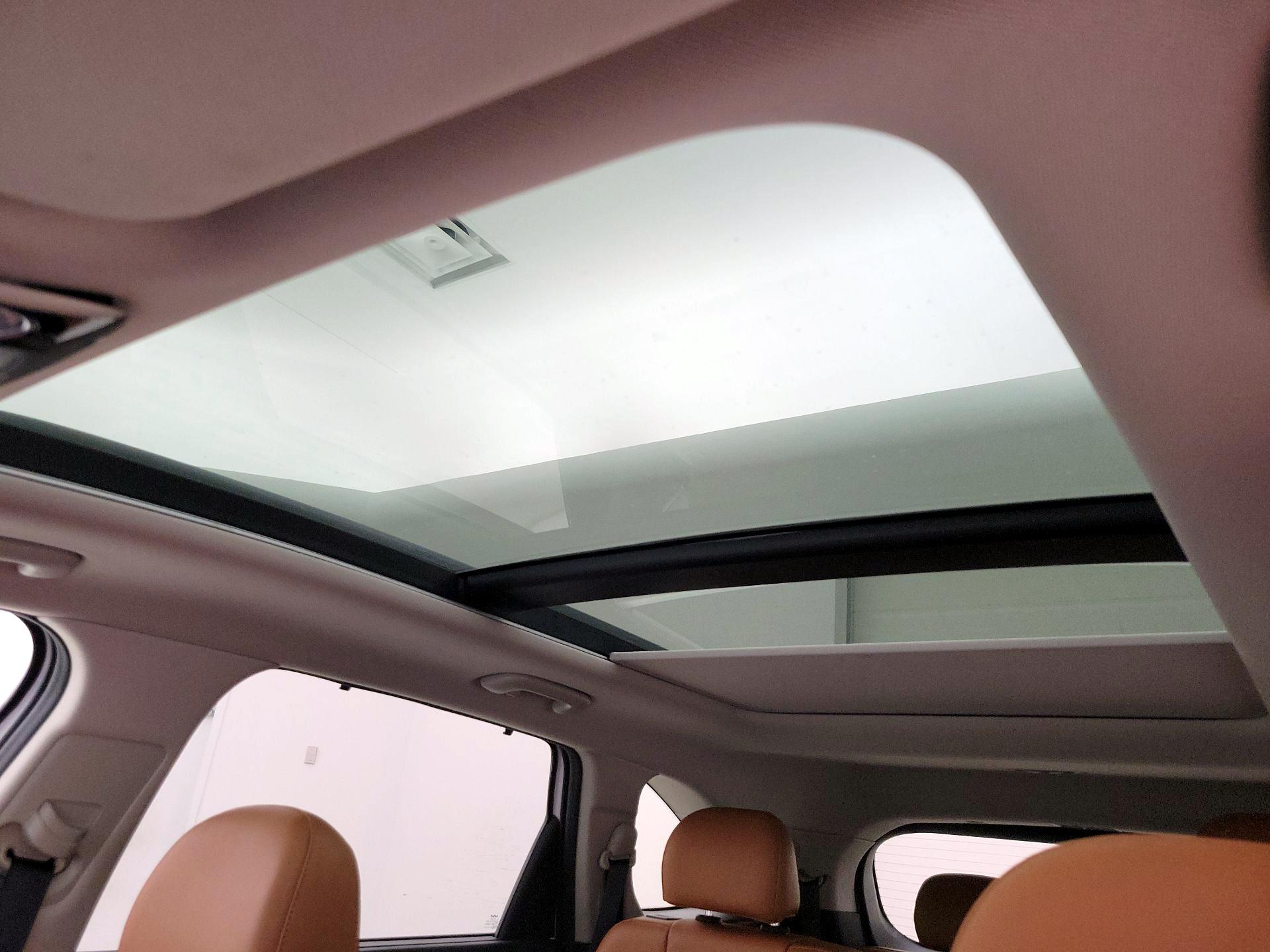 Thumbnail: 2023 Kia Sorento - 20