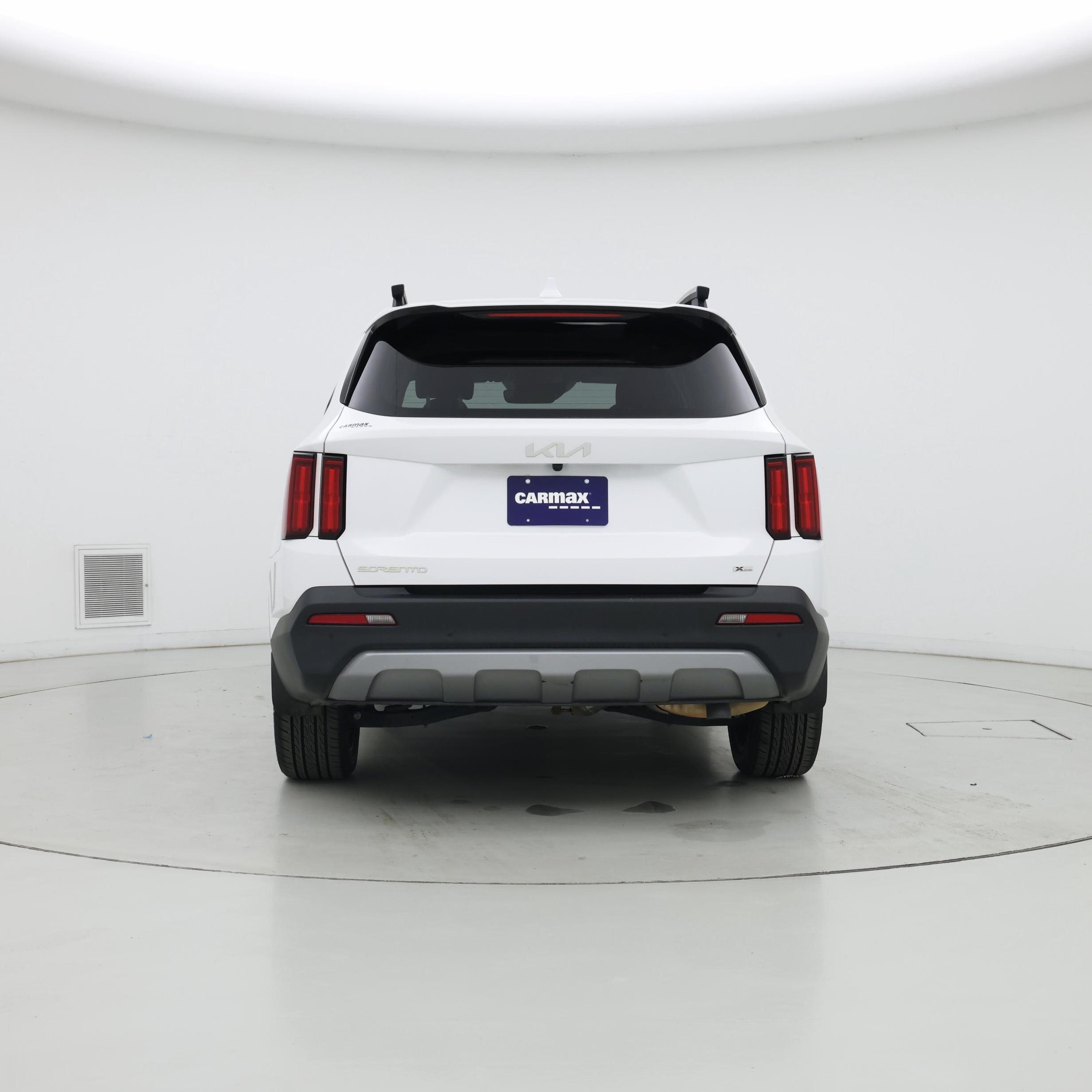 Thumbnail: 2023 Kia Sorento - 6