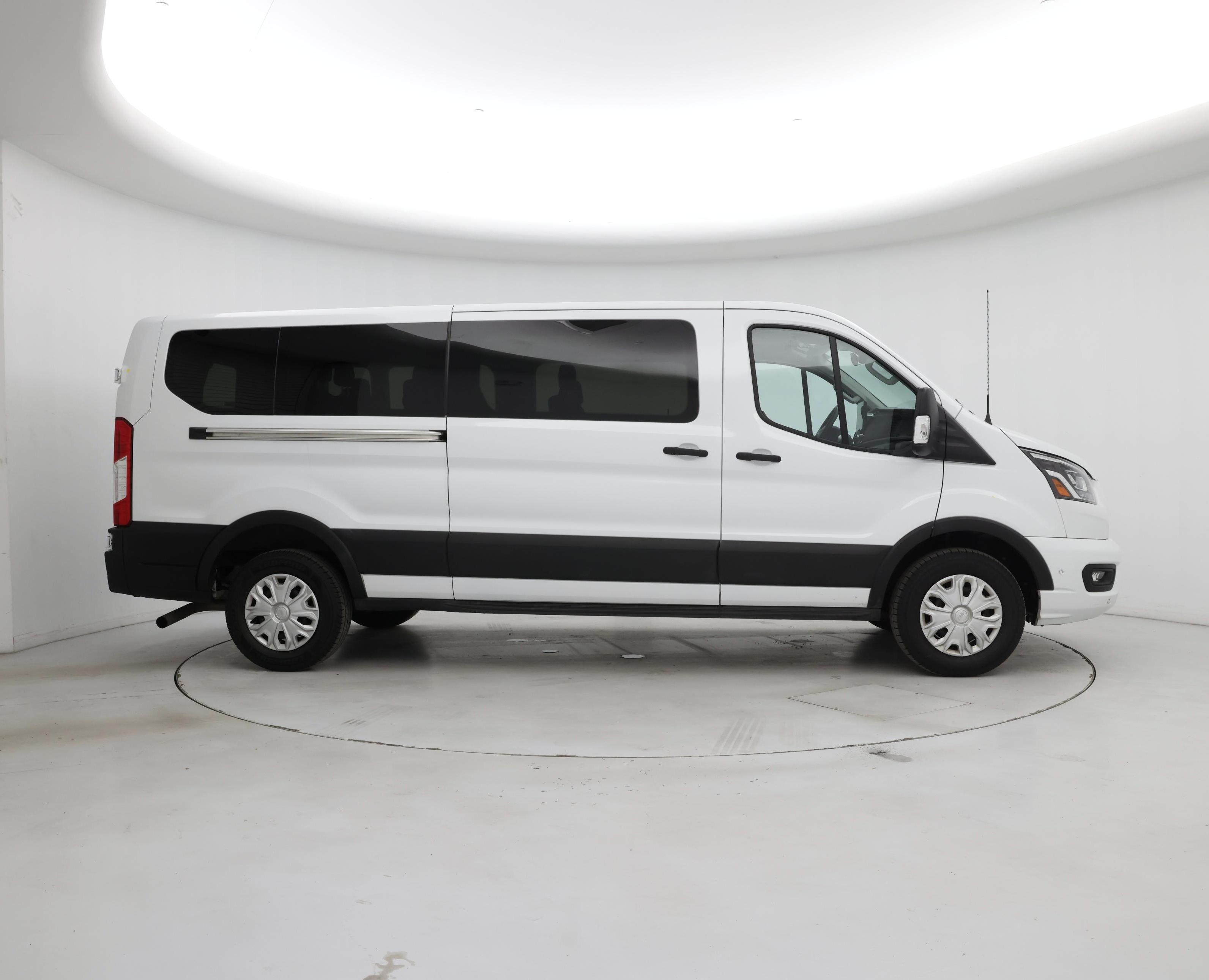 Thumbnail: 2023 Ford Transit Series - 7