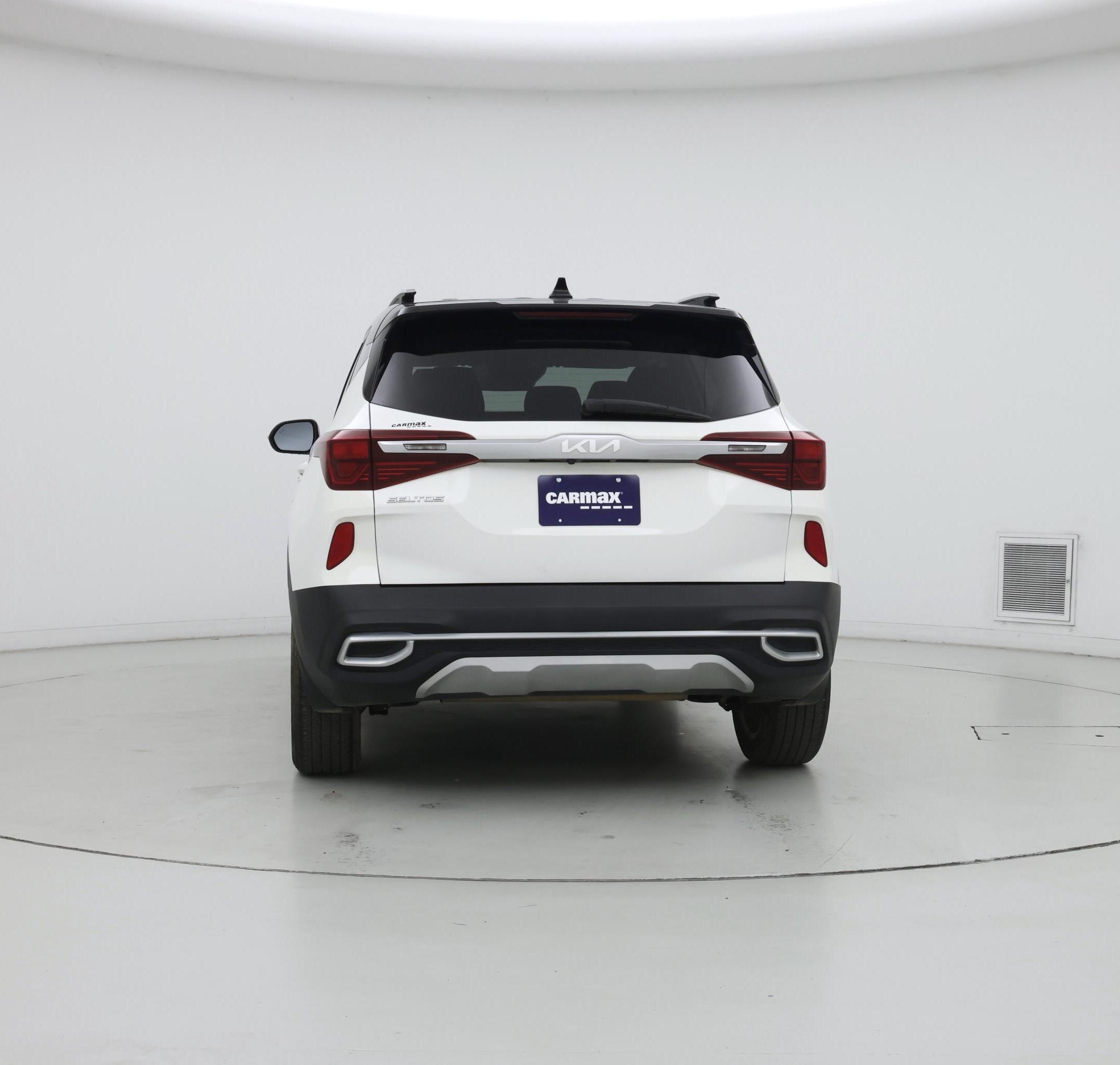 Thumbnail: 2023 Kia Seltos - 6