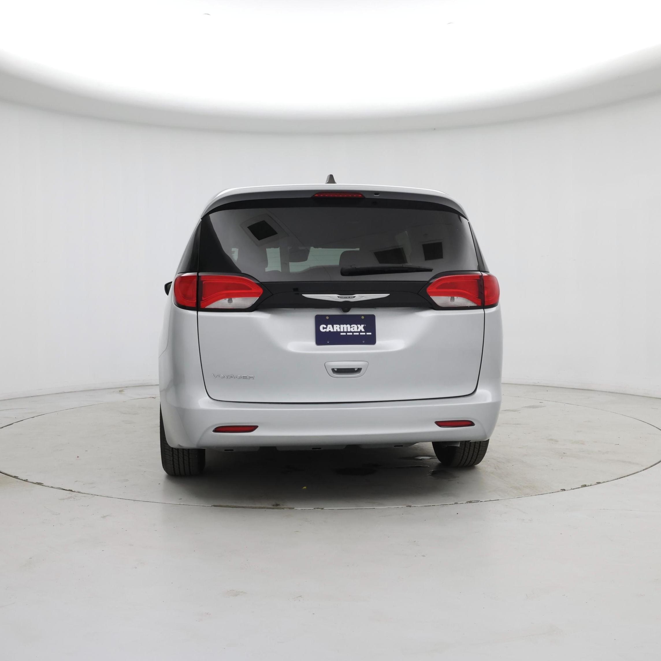 Thumbnail: 2024 Chrysler Voyager - 6