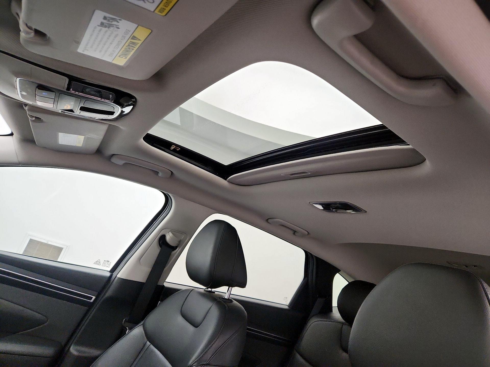 Thumbnail: 2023 Hyundai Tucson - 19