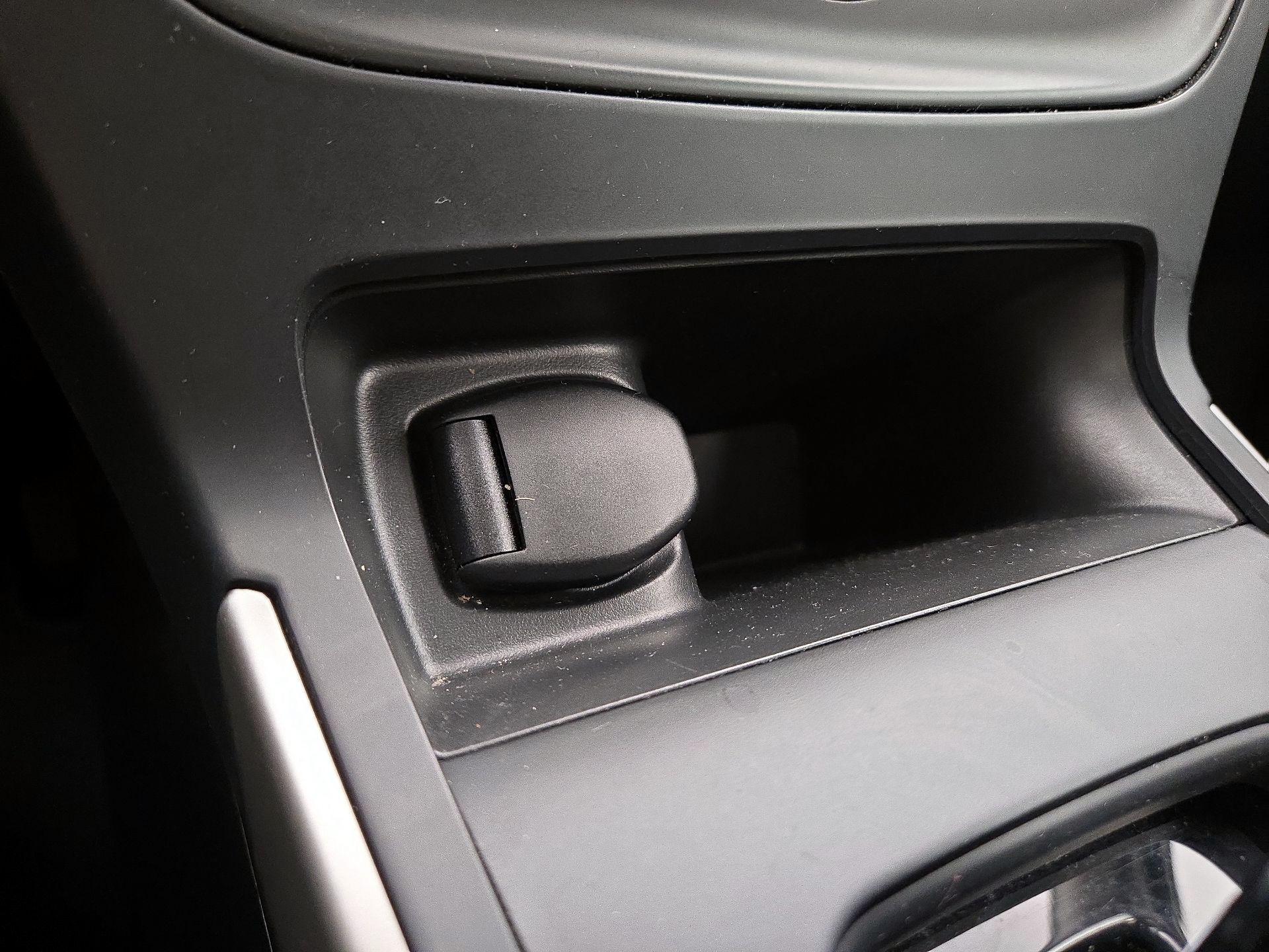 Thumbnail: 2019 Nissan Sentra - 18