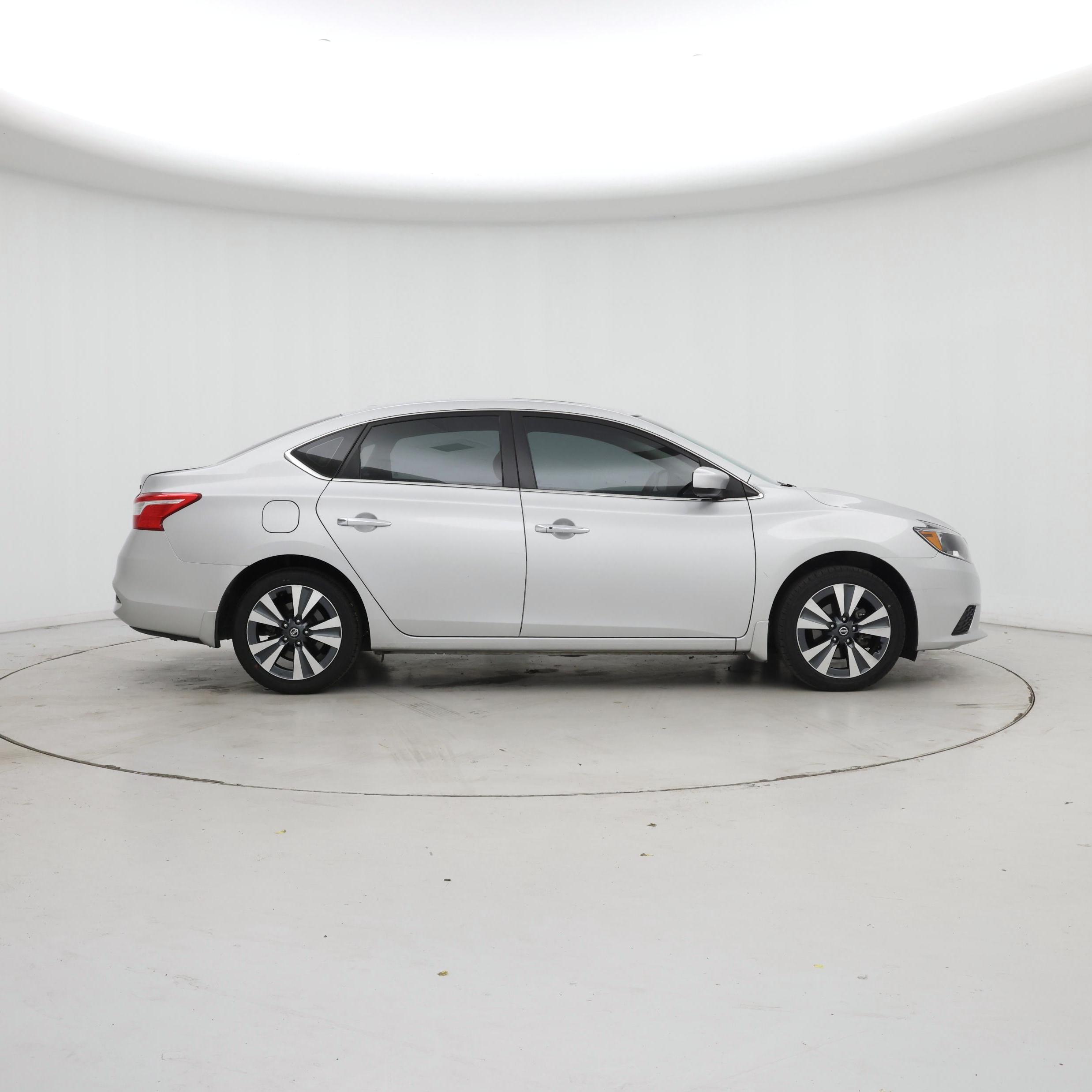 Thumbnail: 2019 Nissan Sentra - 7