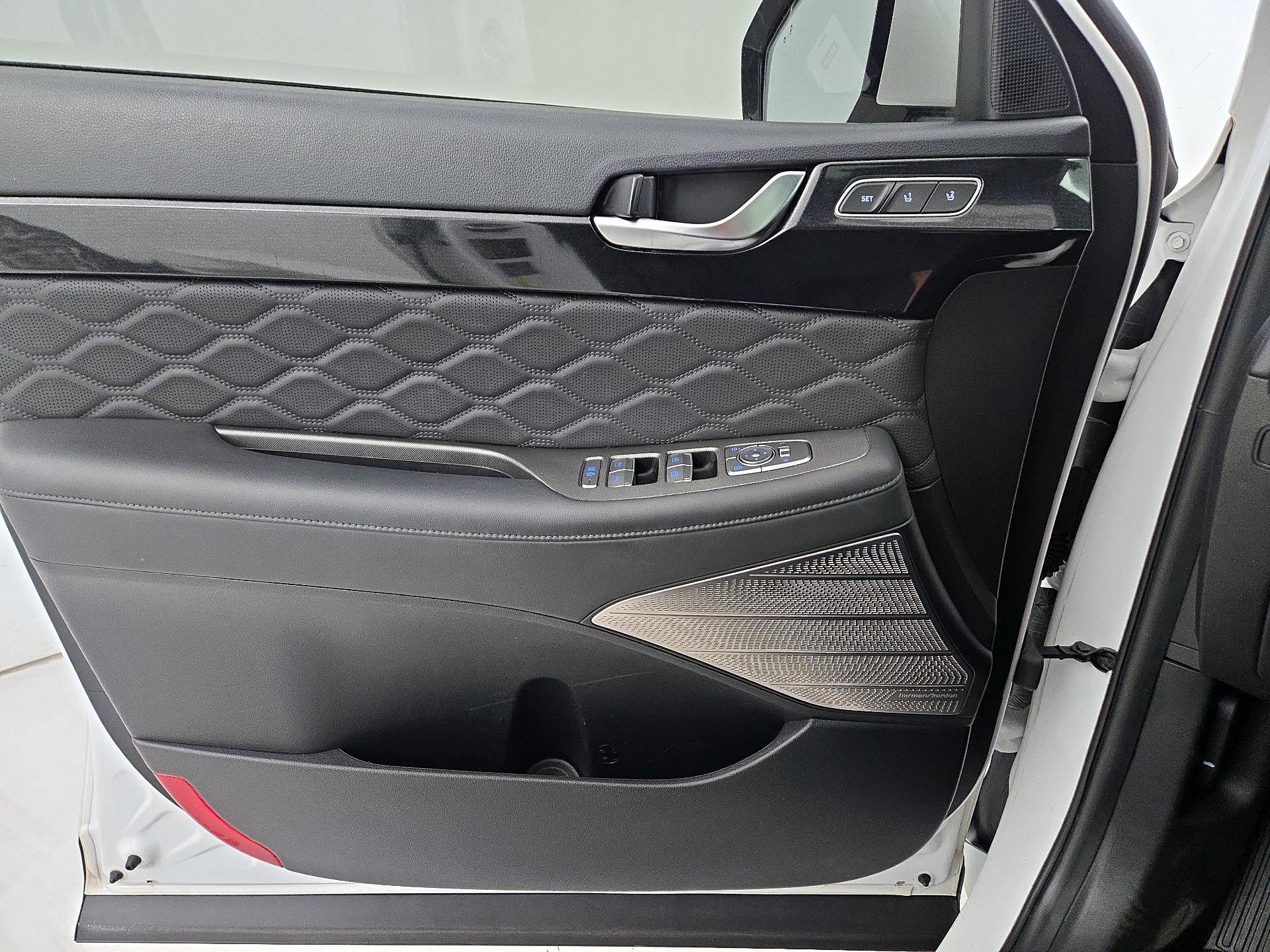 Thumbnail: 2022 Hyundai Palisade - 12