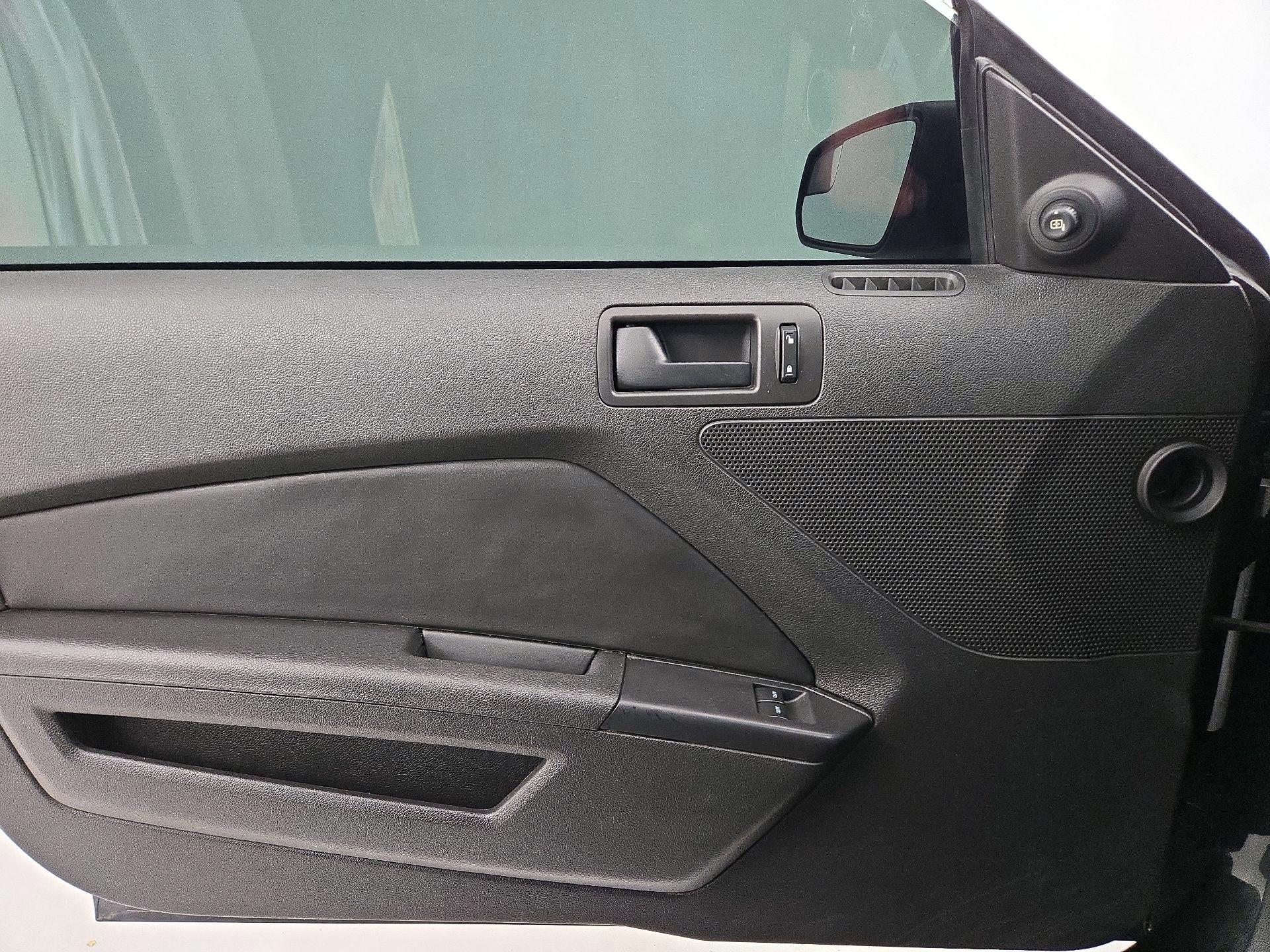 Thumbnail: 2014 Ford Mustang - 12