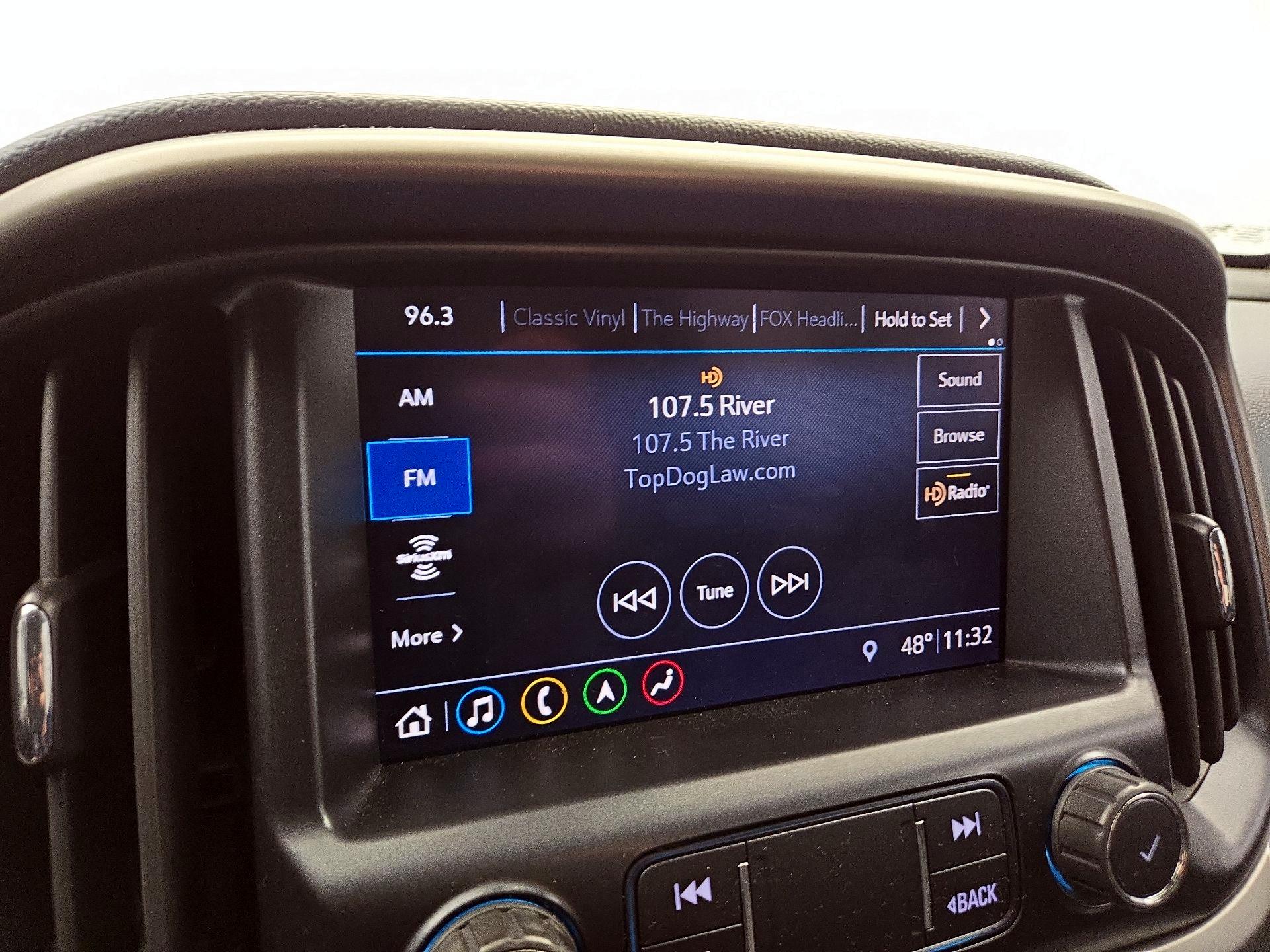 Thumbnail: 2022 Chevrolet Colorado - 16