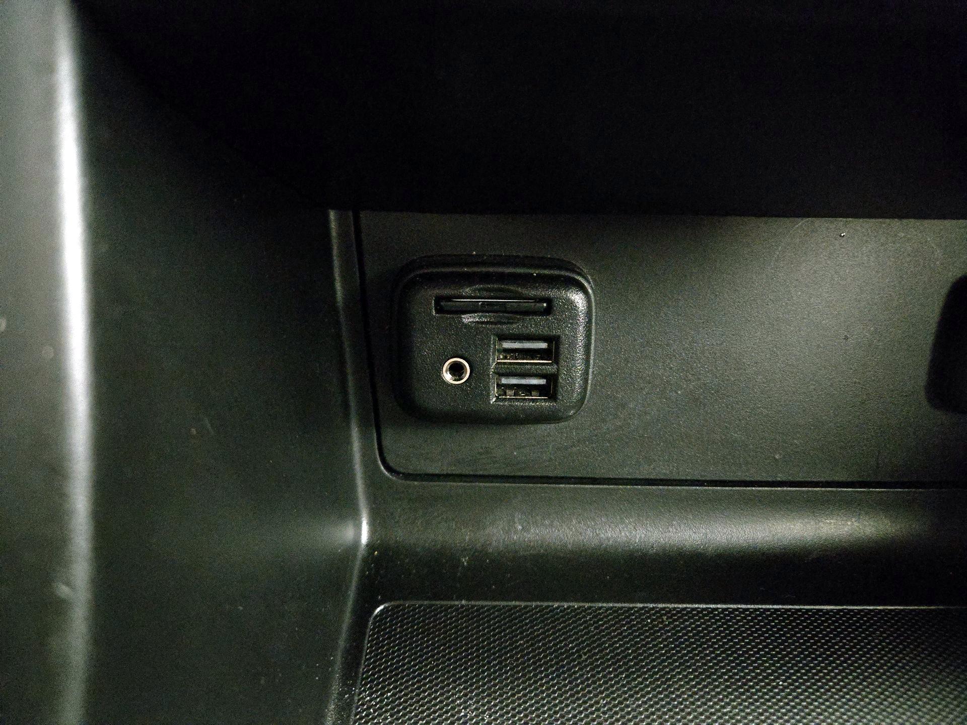 Thumbnail: 2022 Chevrolet Colorado - 19