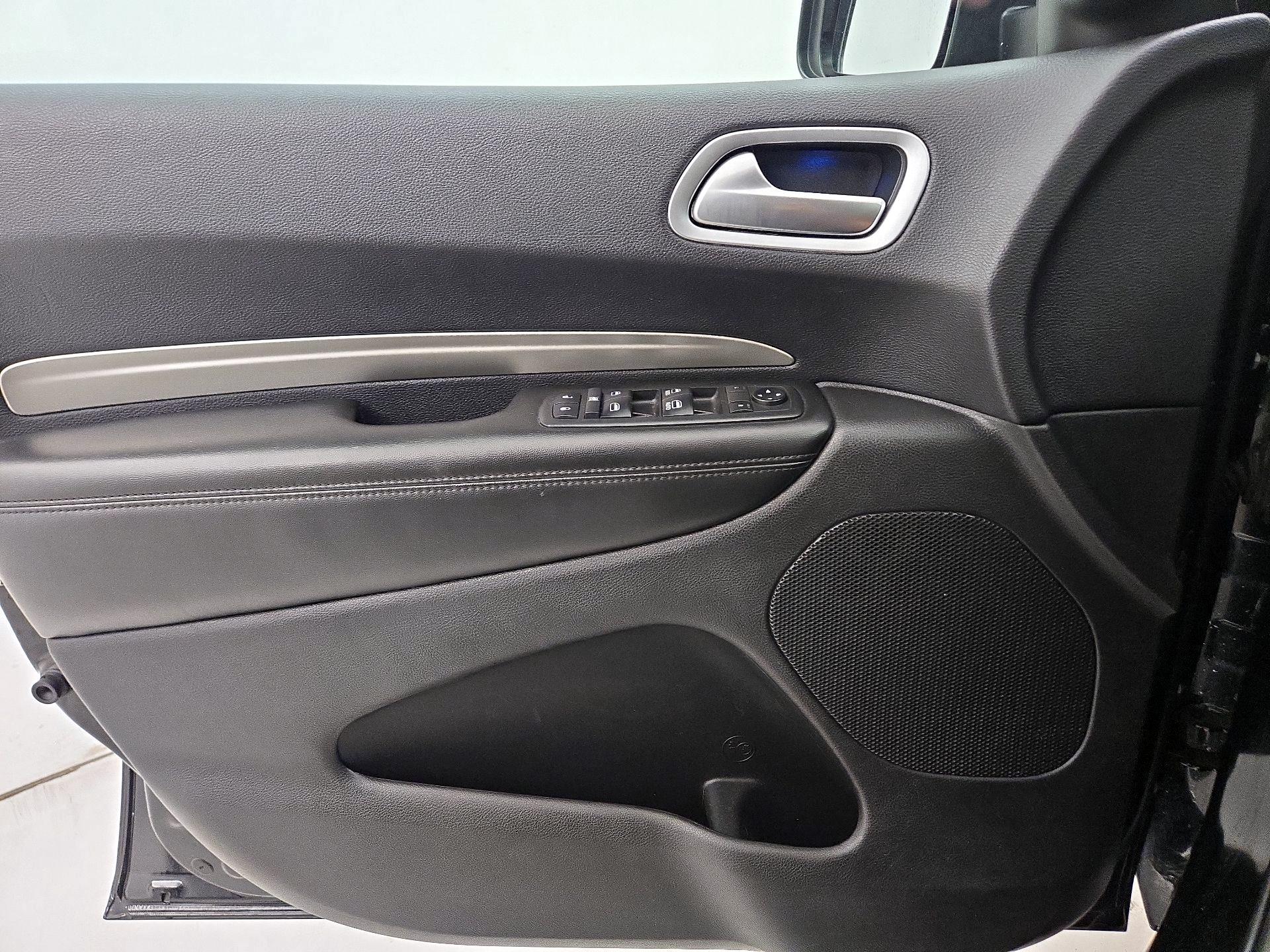 Thumbnail: 2019 Dodge Durango - 12