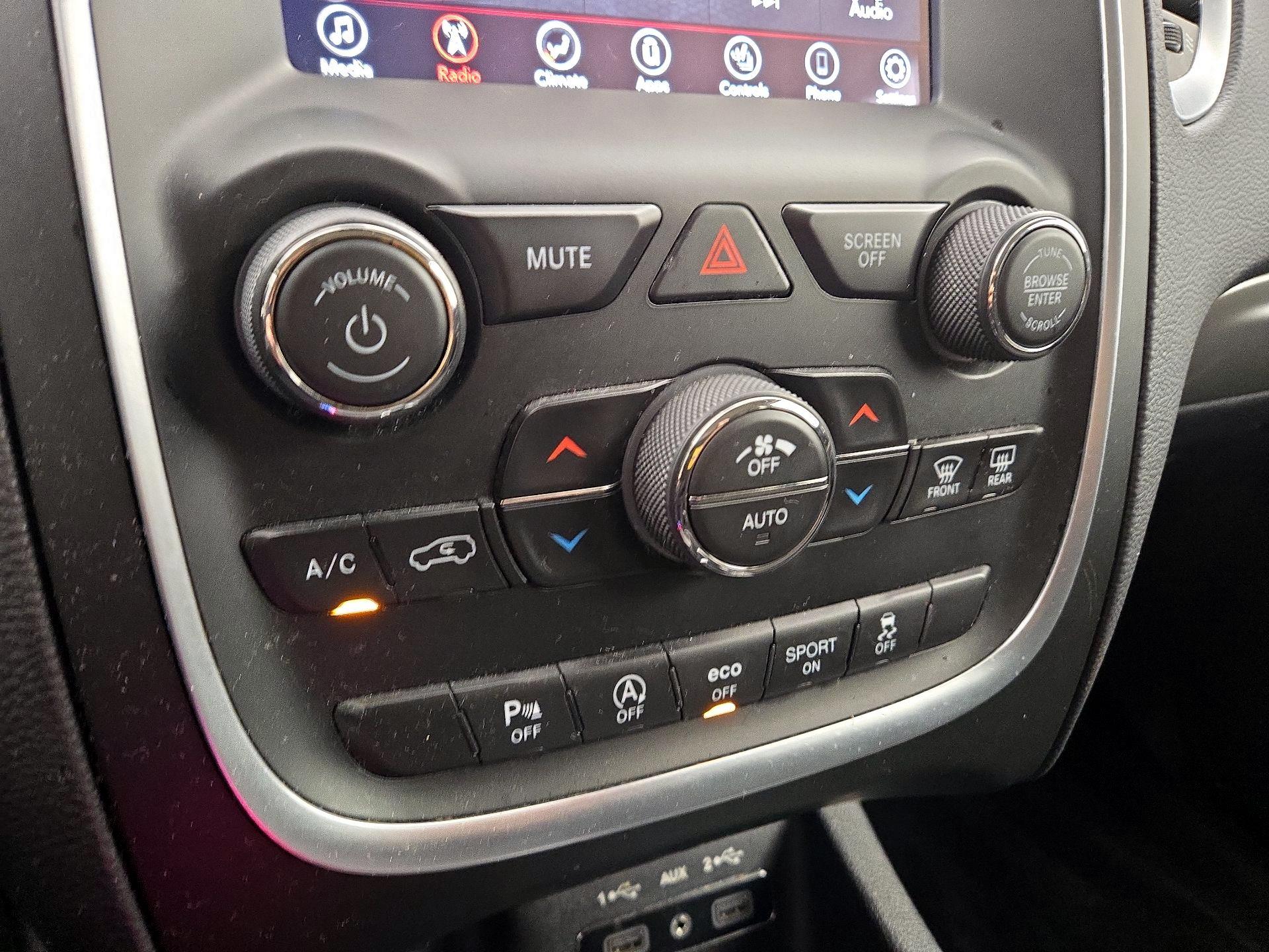 Thumbnail: 2019 Dodge Durango - 16