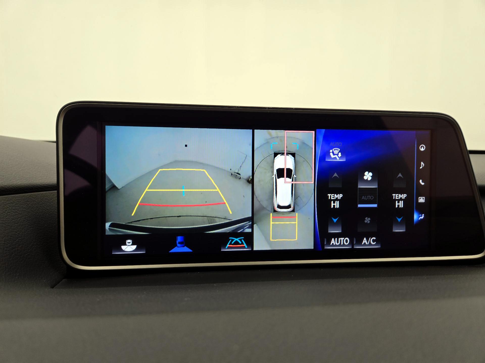 Thumbnail: 2018 Lexus RX - 15