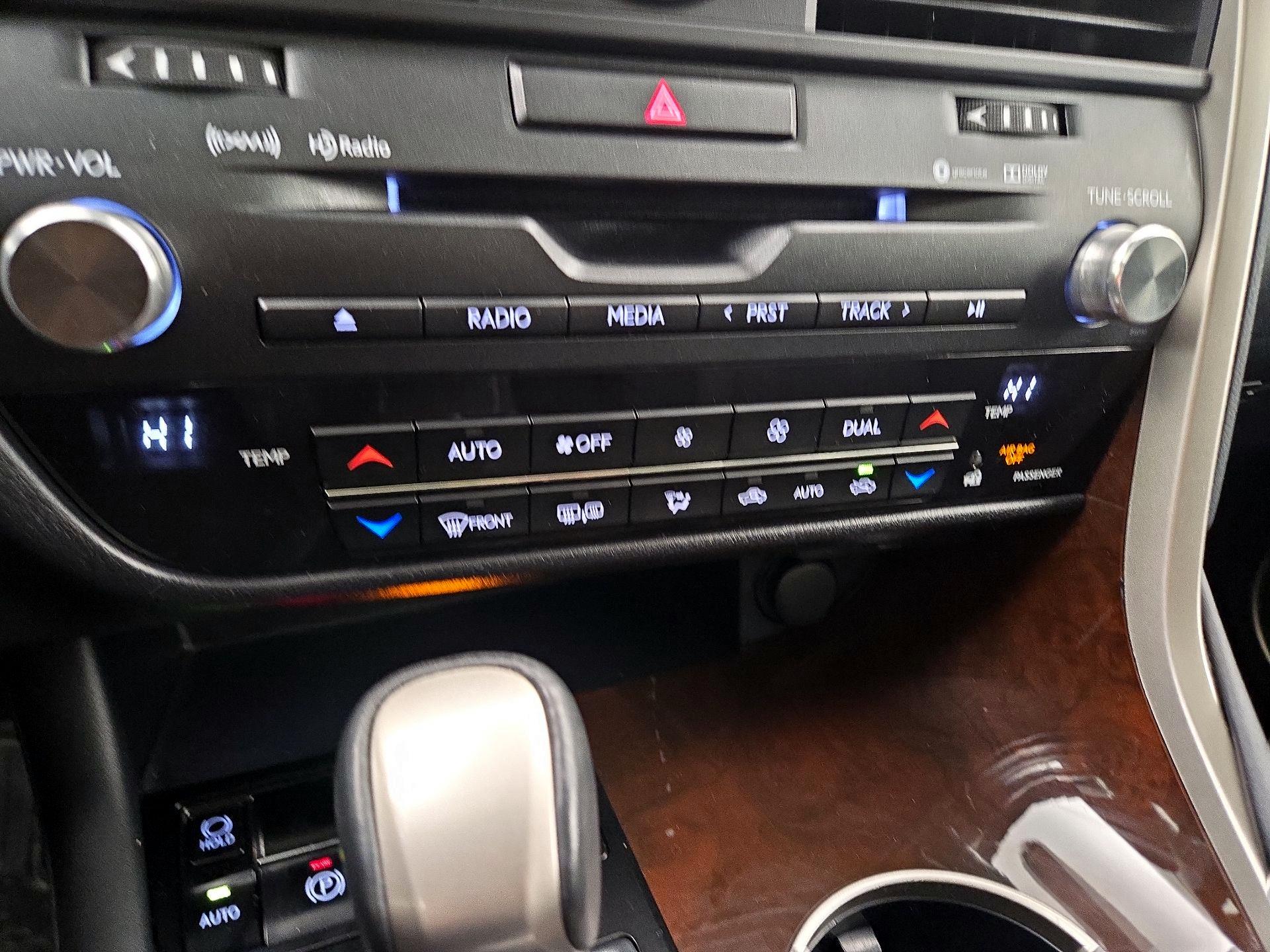 Thumbnail: 2018 Lexus RX - 17