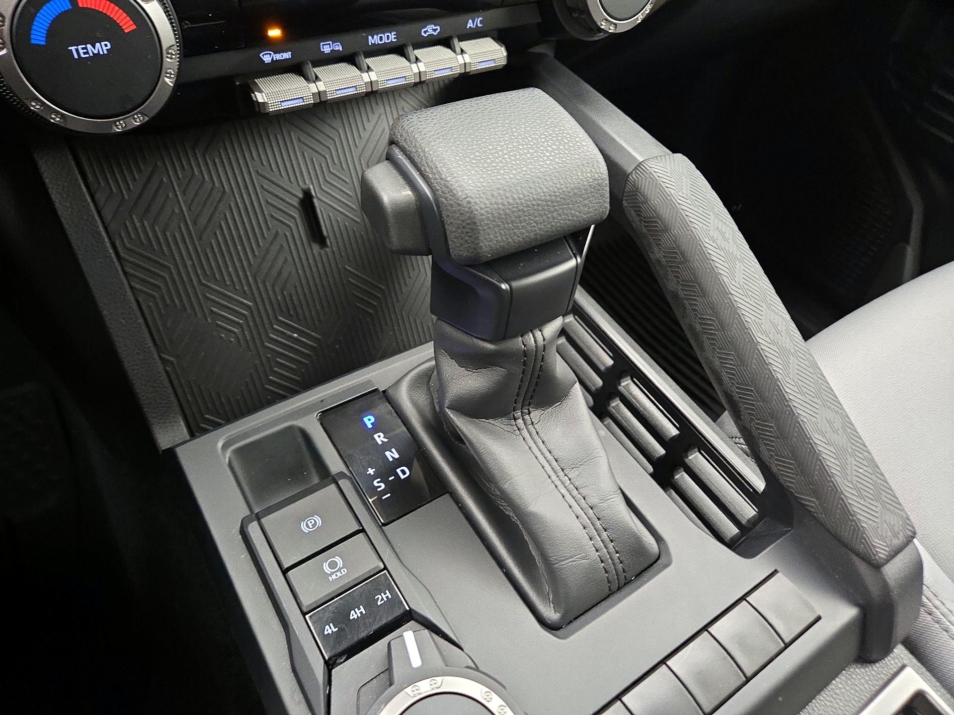 Thumbnail: 2024 Toyota Tacoma - 17