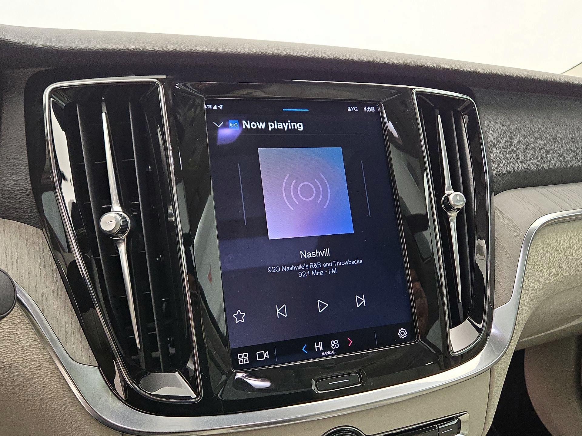 Thumbnail: 2023 Volvo S60 - 15